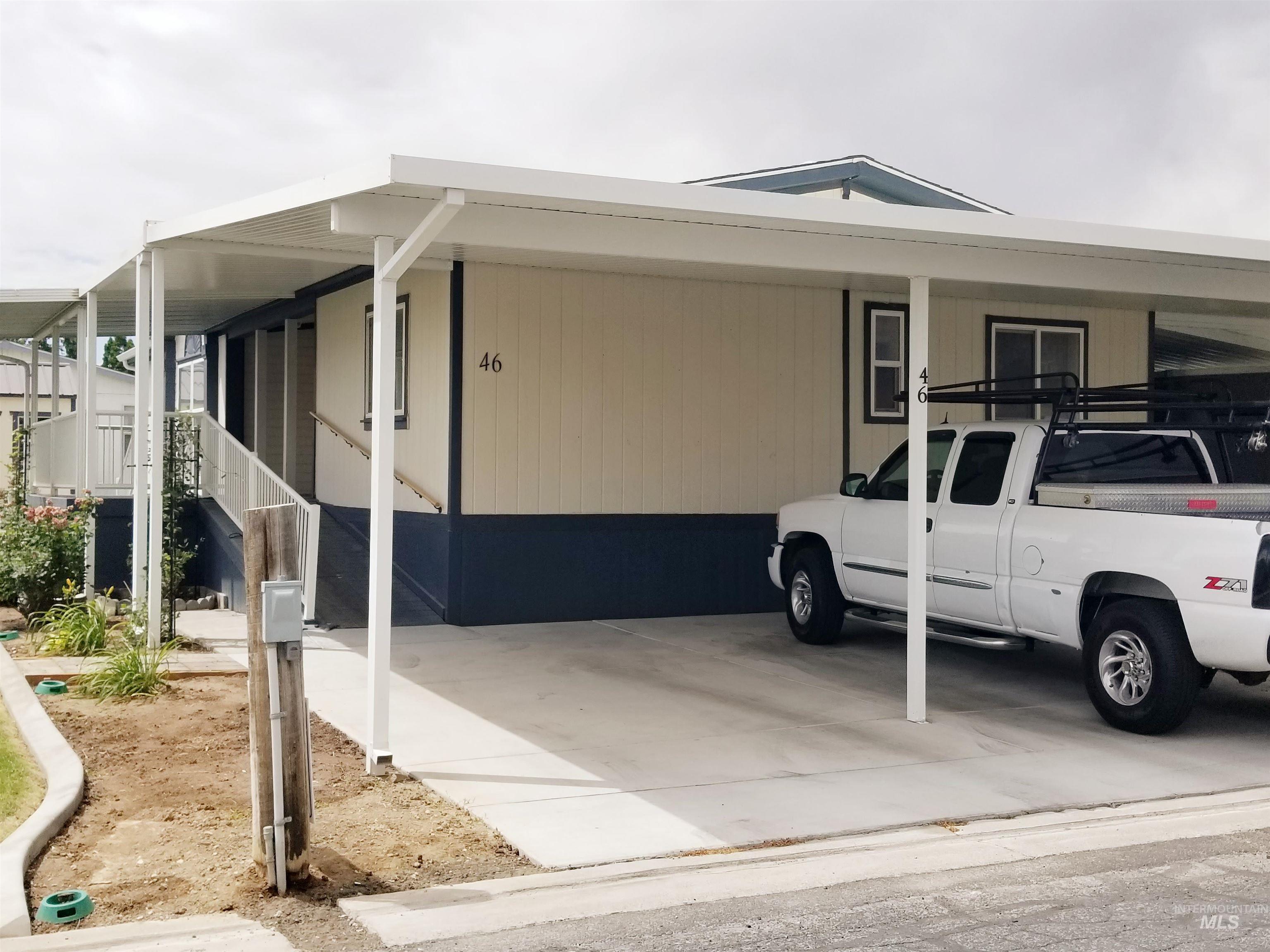 1605 Grandview Dr N, Twin Falls, Idaho 83301, 3 Bedrooms, 2 Bathrooms, Residential For Sale, Price $185,000,MLS 98992417