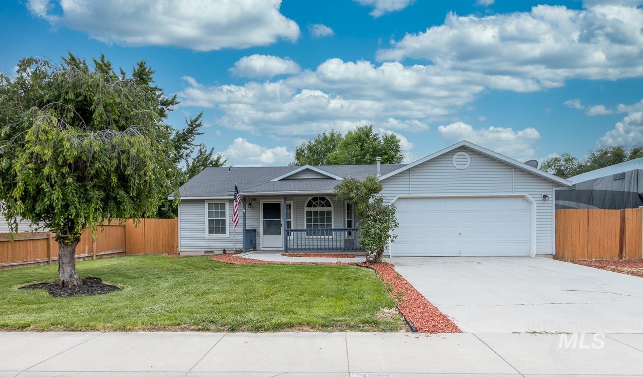 2605 Sunflower Drive, Nampa, Idaho 83686, 3 Bedrooms, 2 Bathrooms, Residential For Sale, Price $364,000,MLS 98992423