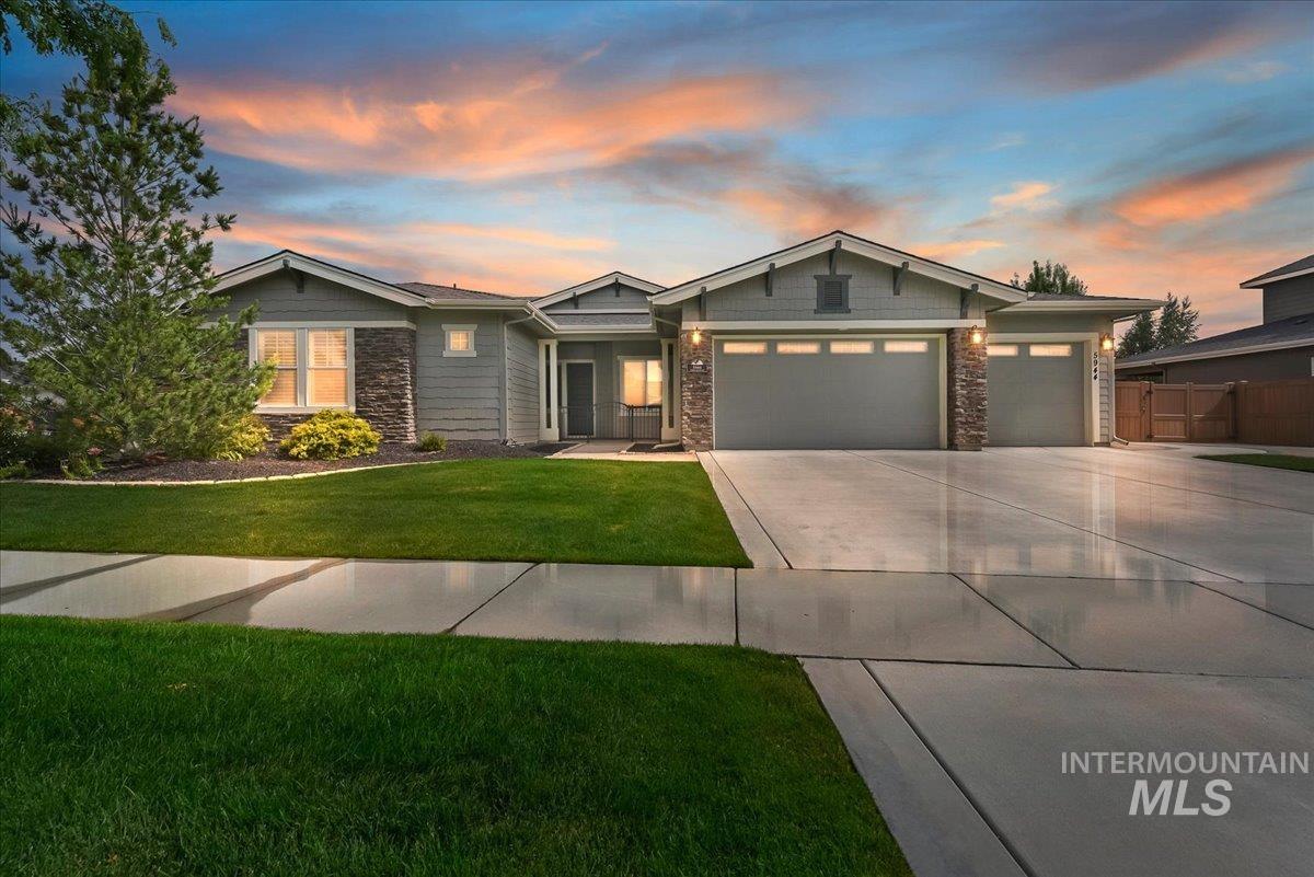 5944 W. Braveheart Dr., Eagle, Idaho 83616, 3 Bedrooms, 2.5 Bathrooms, Residential For Sale, Price $985,000, 98992424