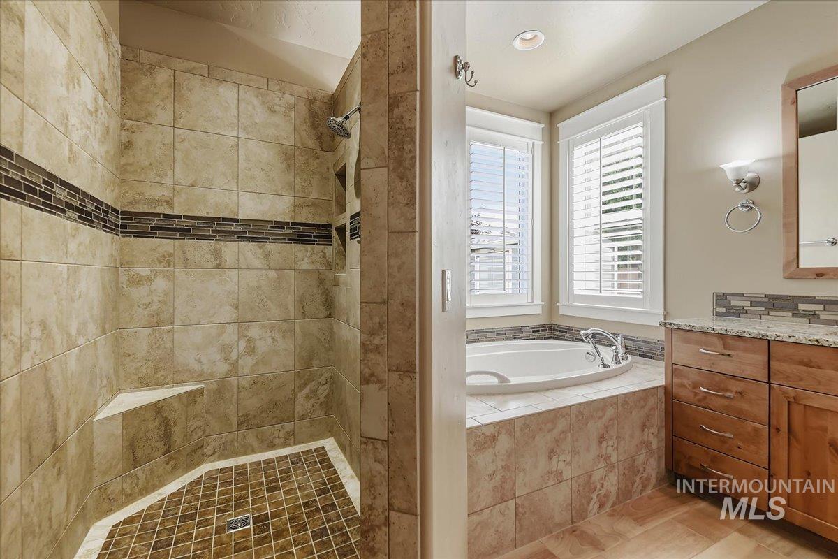 5944 W. Braveheart Dr., Eagle, Idaho 83616, 3 Bedrooms, 2.5 Bathrooms, Residential For Sale, Price $985,000,MLS 98992424