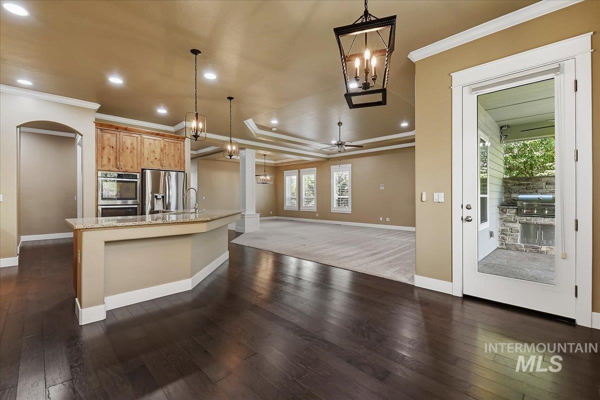 5944 W. Braveheart Dr., Eagle, Idaho 83616, 3 Bedrooms, 2.5 Bathrooms, Residential For Sale, Price $985,000, 98992424