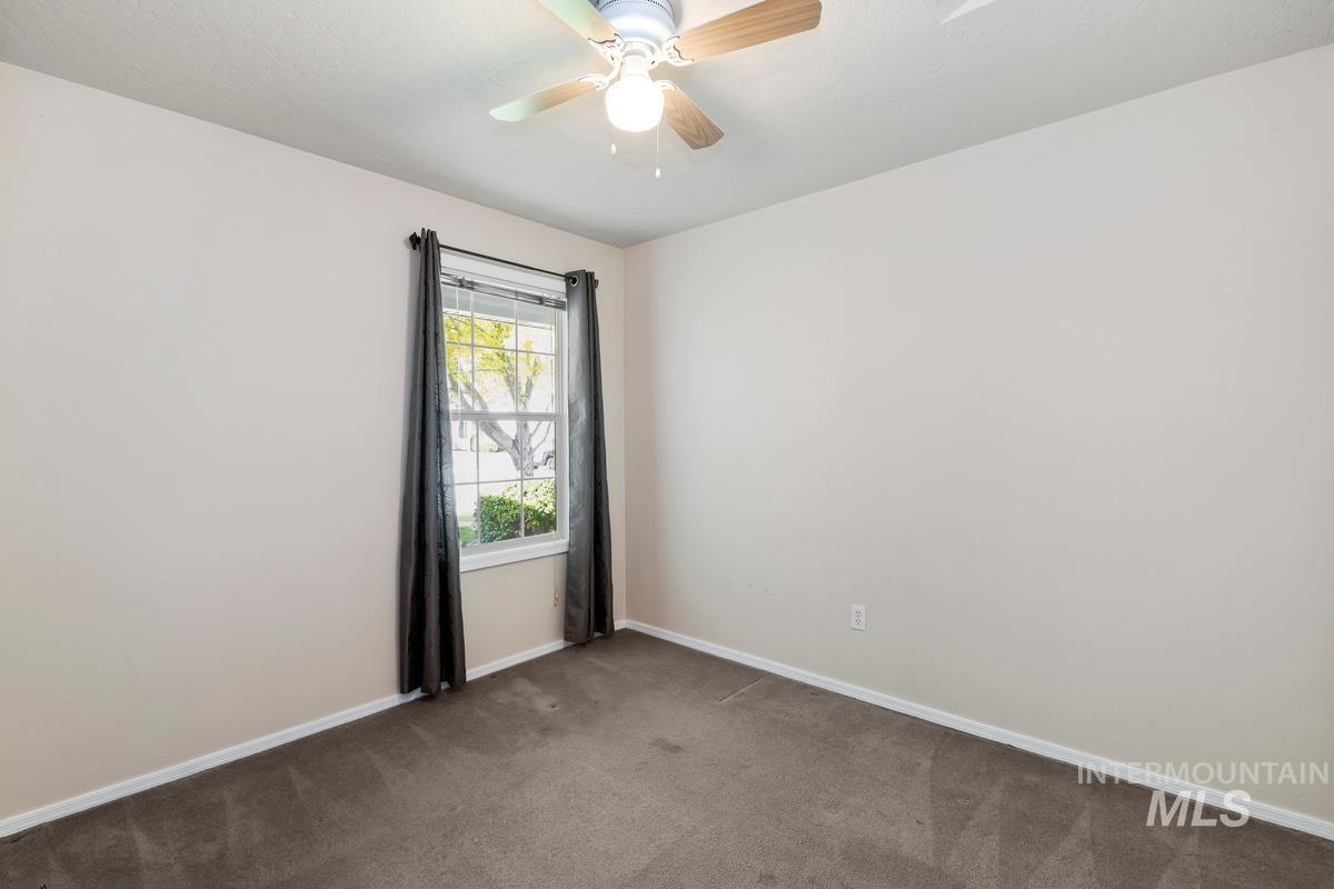 11644 W Trinity Ave, Nampa, Idaho 83651-8712, 3 Bedrooms, 2 Bathrooms, Residential For Sale, Price $350,000,MLS 98992425