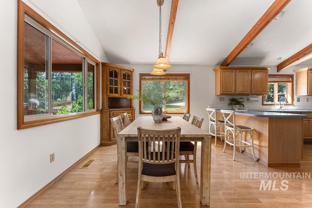 67 Wilderness Ranch Rd, Boise, Idaho 83716, 3 Bedrooms, 2 Bathrooms, Residential For Sale, Price $849,000,MLS 98992427