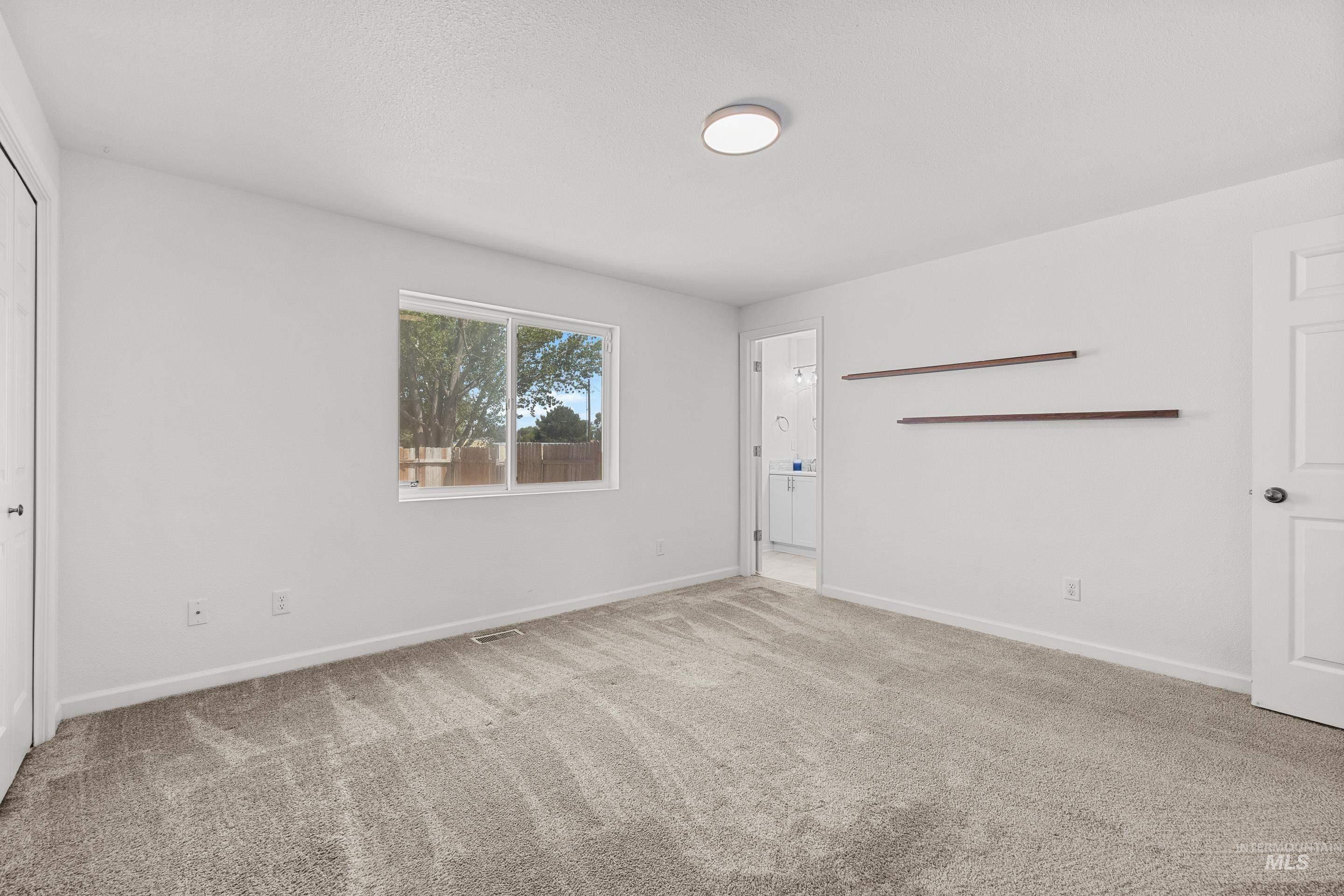 1230 Del Mar St, Mountain Home, Idaho 83647-3767, 3 Bedrooms, 2 Bathrooms, Residential For Sale, Price $339,900,MLS 98992429