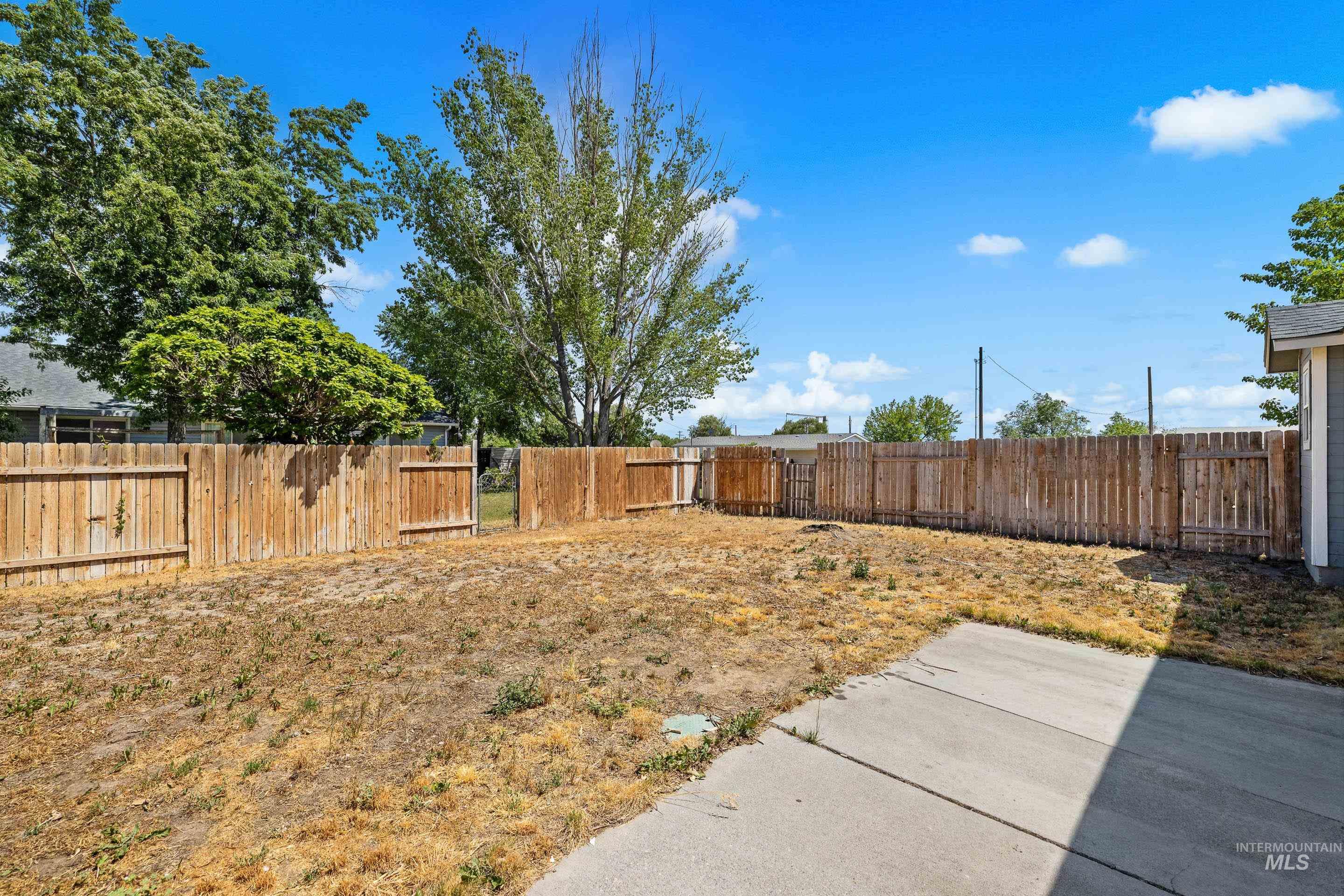 1230 Del Mar St, Mountain Home, Idaho 83647-3767, 3 Bedrooms, 2 Bathrooms, Residential For Sale, Price $339,900,MLS 98992429
