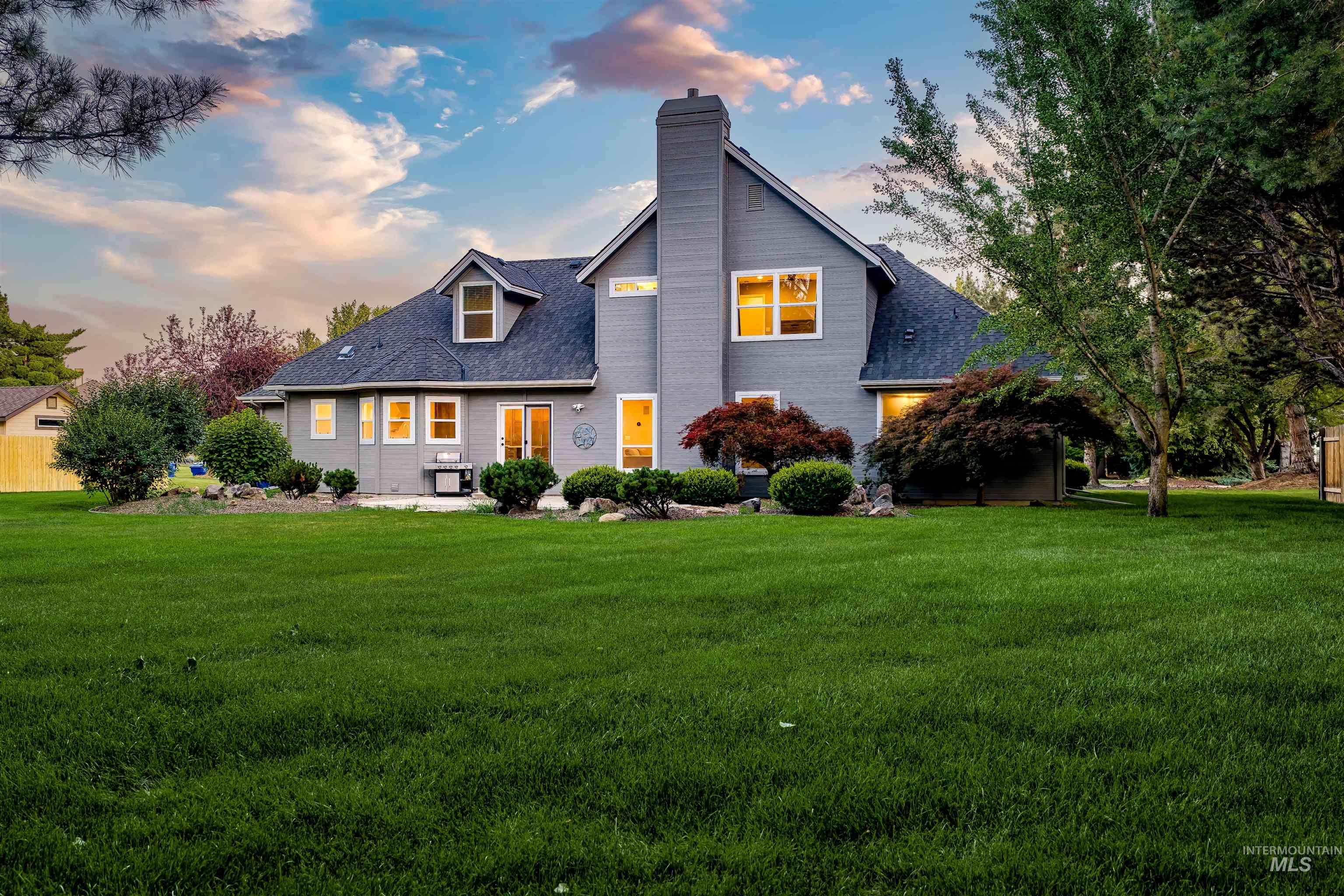 1660 E Brunswick Dr, Eagle, Idaho 83616, 4 Bedrooms, 3.5 Bathrooms, Residential For Sale, Price $897,000,MLS 98992430