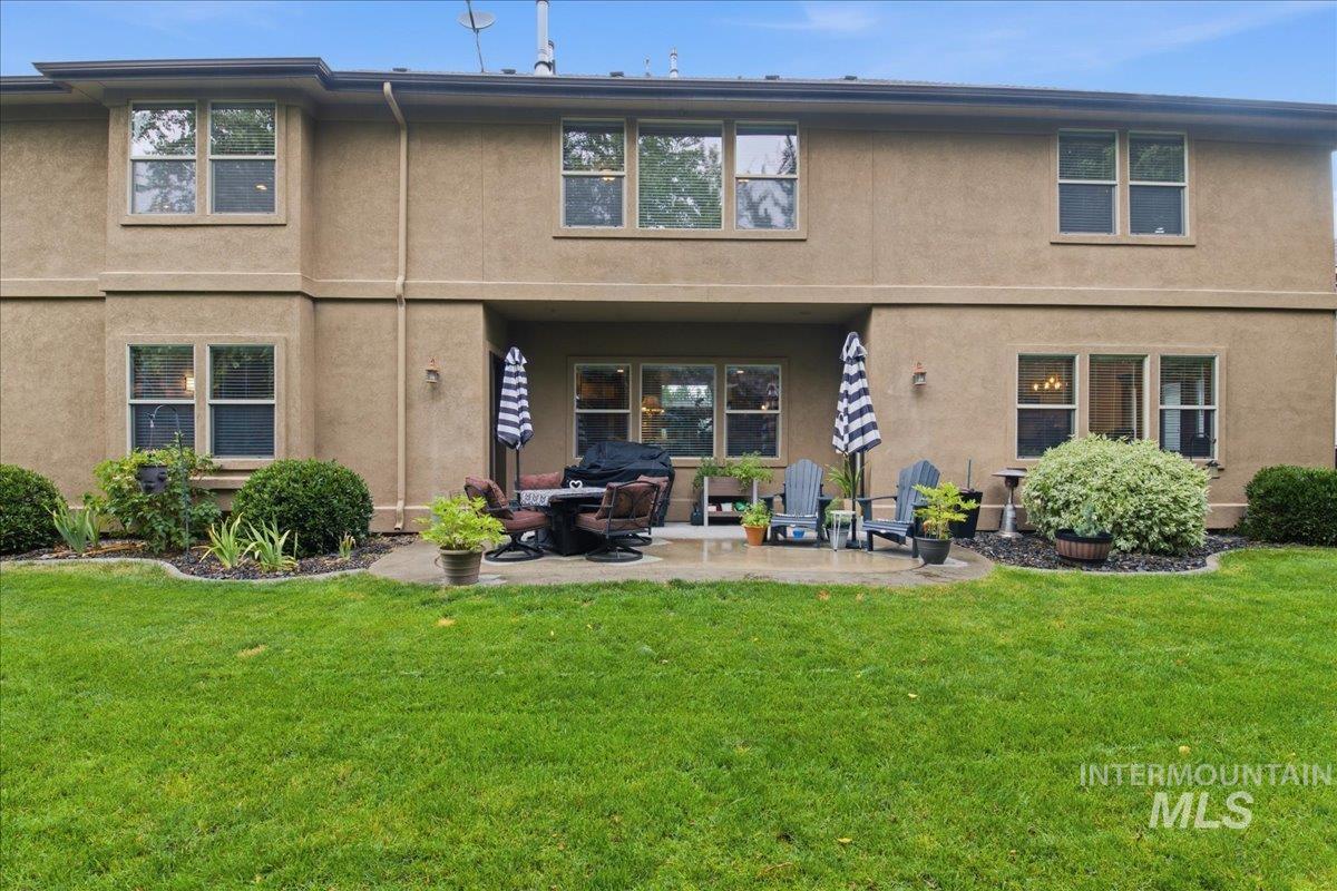 877 W Headwaters Dr., Eagle, Idaho 83616, 5 Bedrooms, 3.5 Bathrooms, Residential For Sale, Price $1,174,900,MLS 98992431