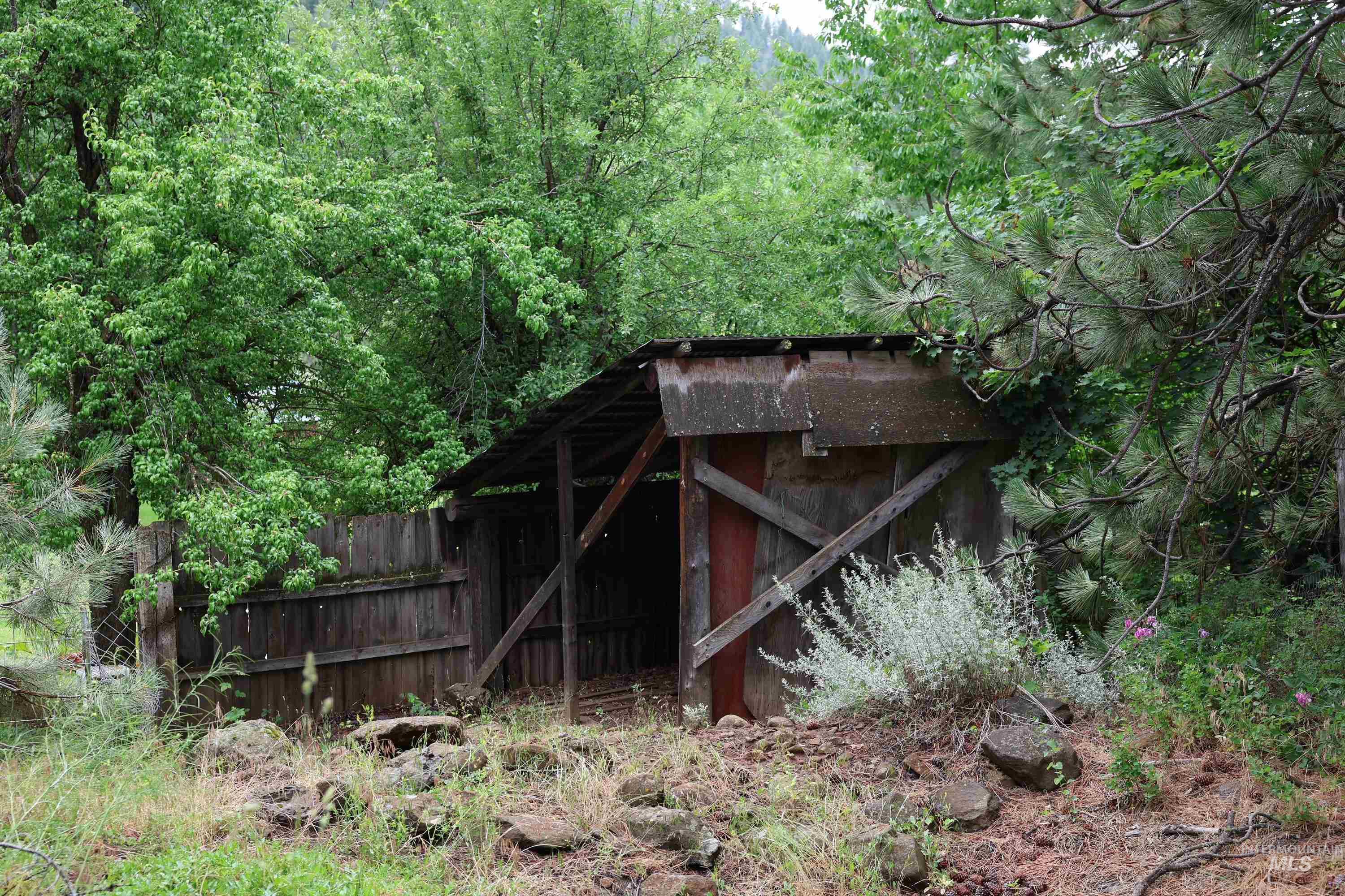 2806 Highway 95, Council, Idaho 83612, 4 Bedrooms, 2 Bathrooms, Residential For Sale, Price $599,900, 98992432