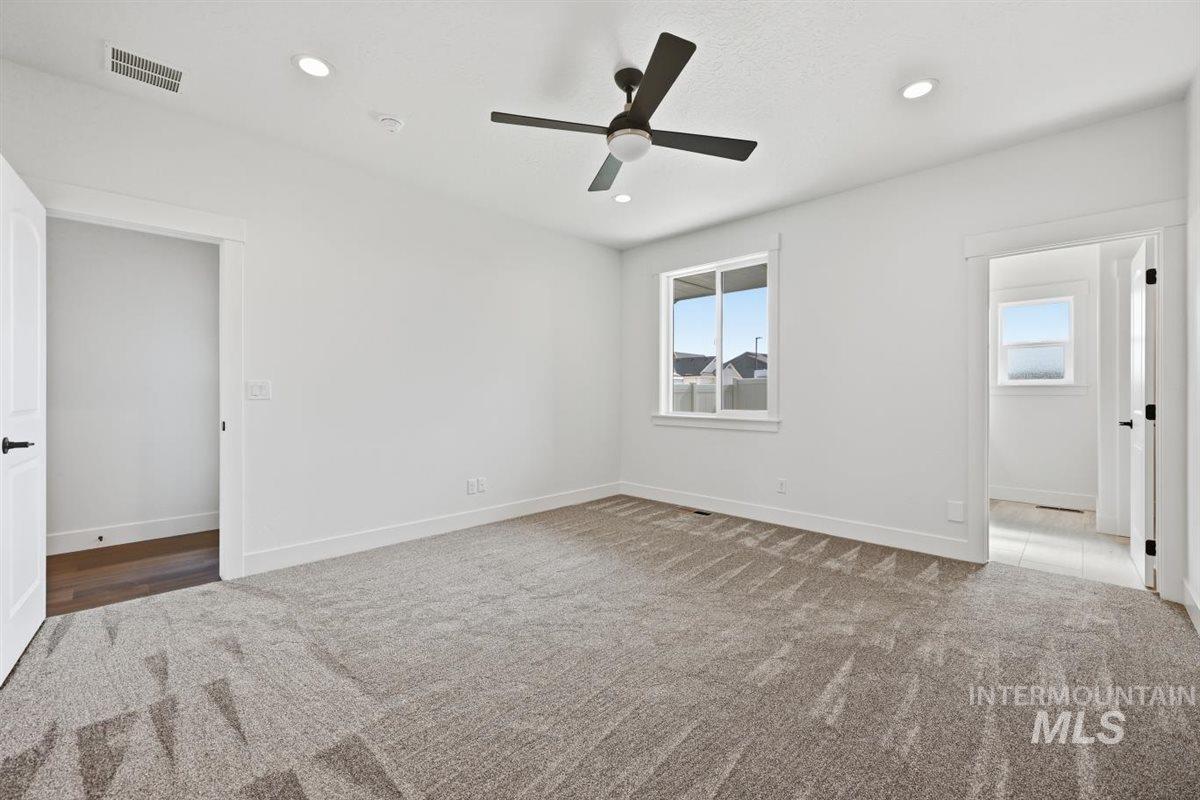 9372 S Sapper Hill Ave, Kuna, Idaho 83634, 3 Bedrooms, 2 Bathrooms, Residential For Sale, Price $609,900, 98992435