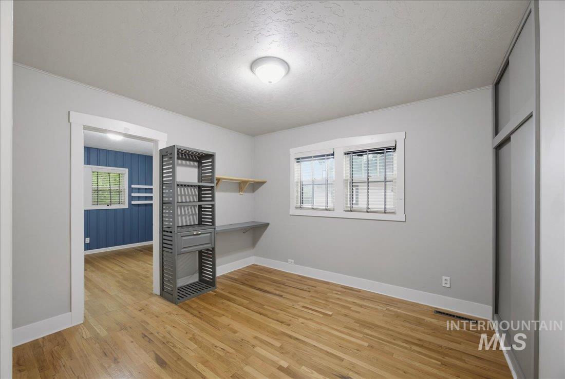 915 13th Ave S, Nampa, Idaho 83651, 3 Bedrooms, 2 Bathrooms, Residential For Sale, Price $345,000,MLS 98992438