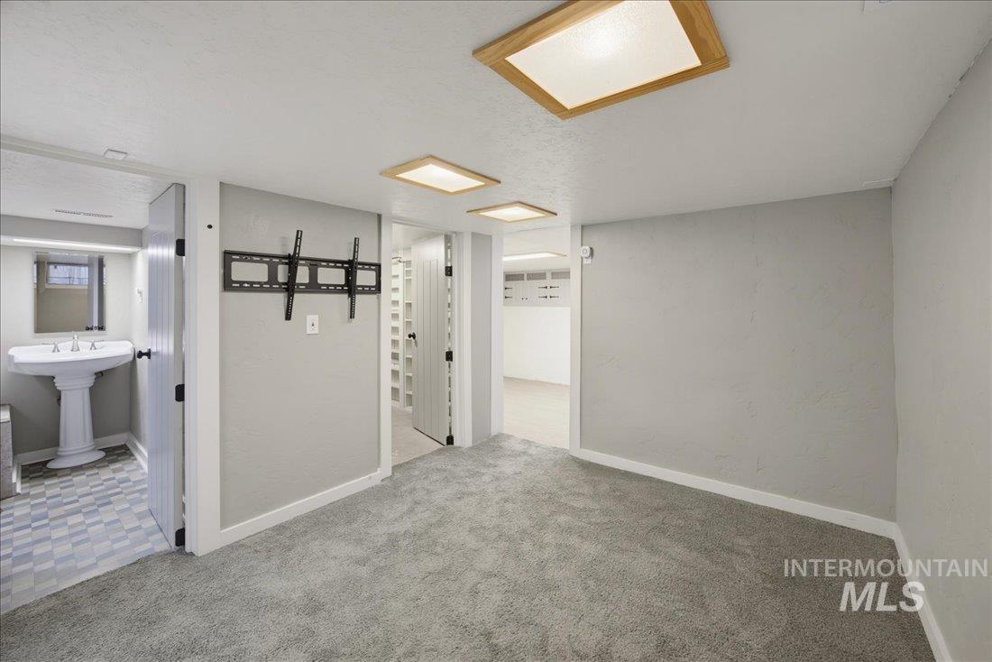 915 13th Ave S, Nampa, Idaho 83651, 3 Bedrooms, 2 Bathrooms, Residential For Sale, Price $345,000,MLS 98992438