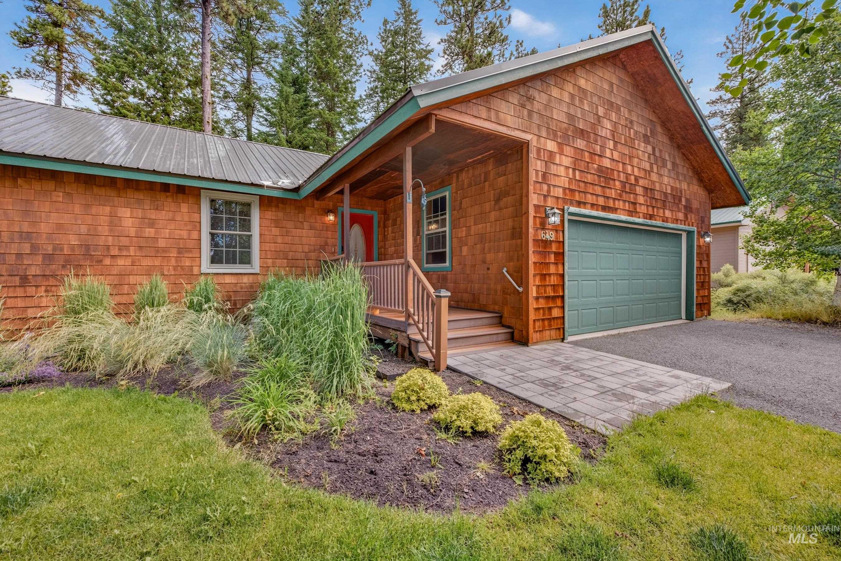 649 Woodlands Drive, McCall, Idaho 83638, 3 Bedrooms, 2 Bathrooms, Residential For Sale, Price $738,000, 98992439