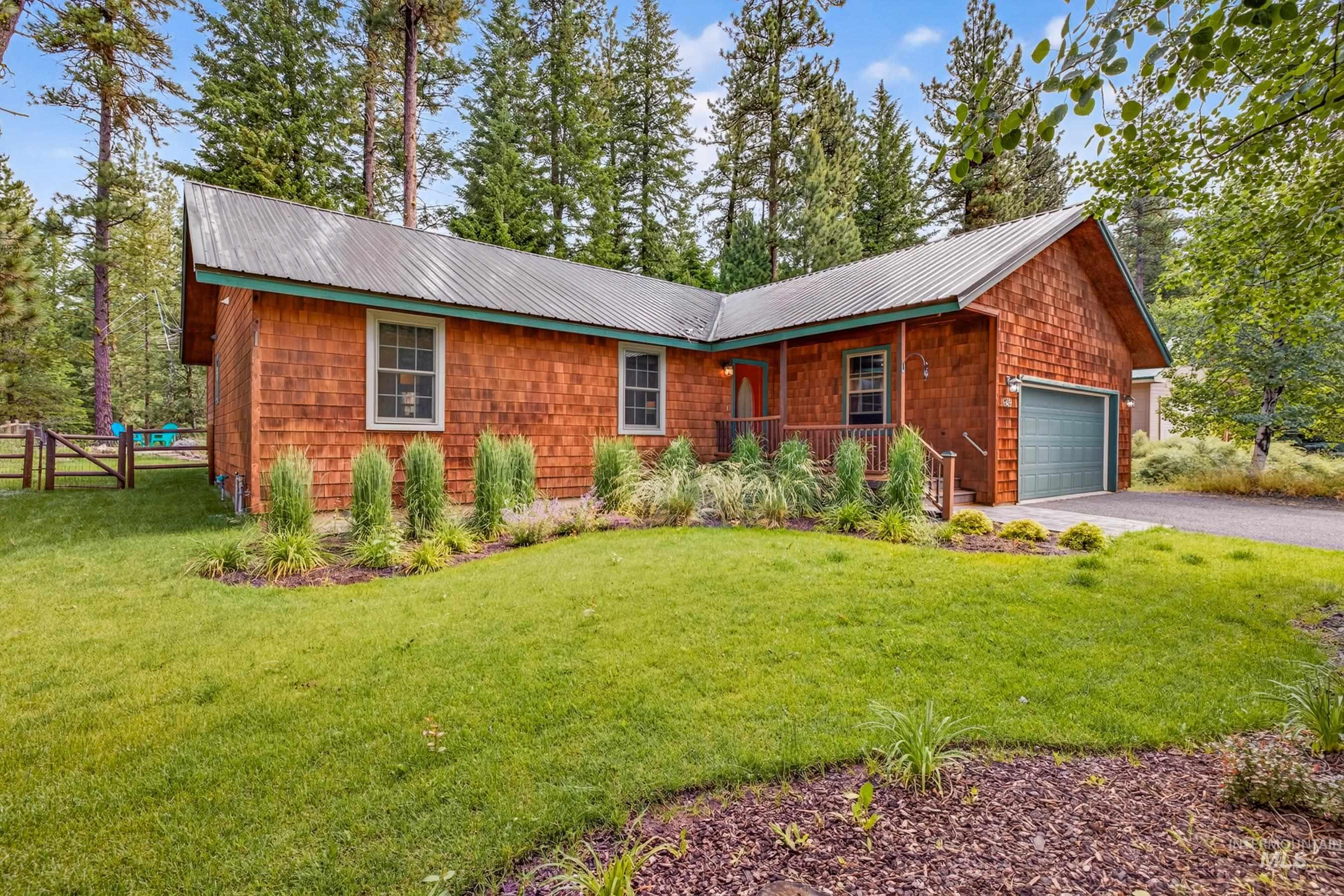 649 Woodlands Drive, McCall, Idaho 83638, 3 Bedrooms, 2 Bathrooms, Residential For Sale, Price $738,000, 98992439