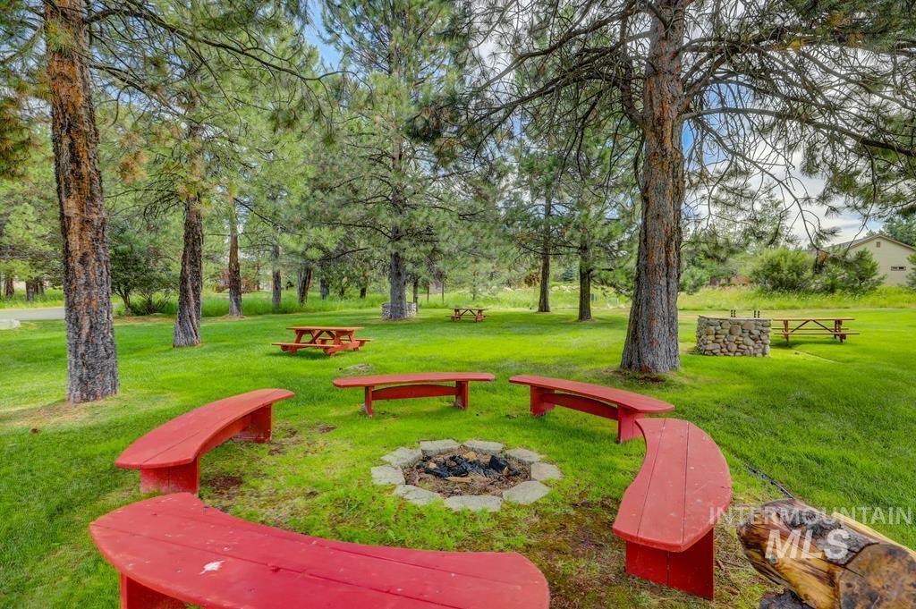 649 Woodlands Drive, McCall, Idaho 83638, 3 Bedrooms, 2 Bathrooms, Residential For Sale, Price $738,000, 98992439
