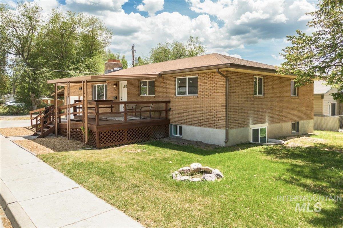 511 E Poplar St, Pocatello, Idaho 83201, 5 Bedrooms, 3 Bathrooms, Residential For Sale, Price $359,900,MLS 98992442