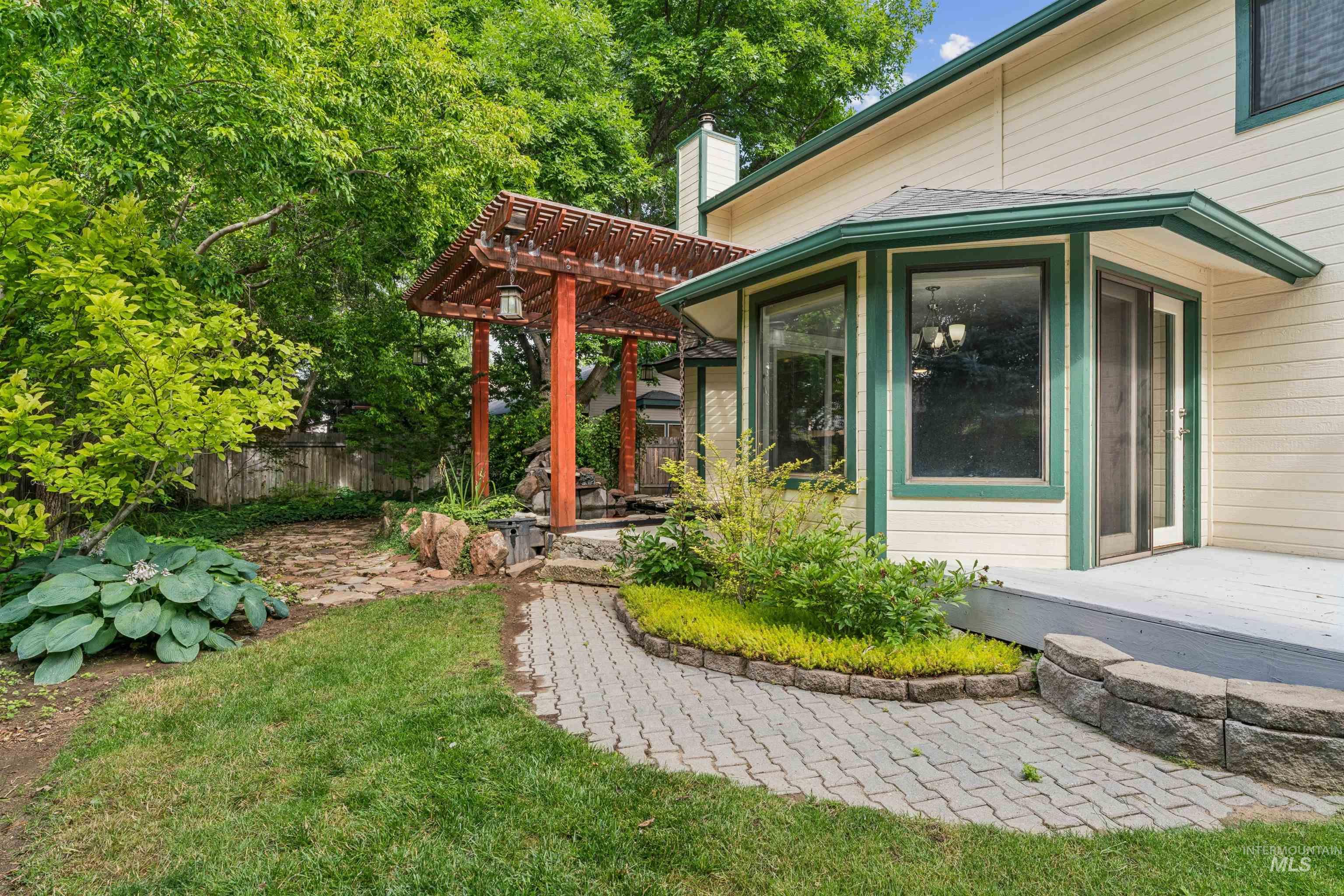 9831 W Ripley St, Boise, Idaho 83704, 6 Bedrooms, 4 Bathrooms, Residential For Sale, Price $755,990, 98992445