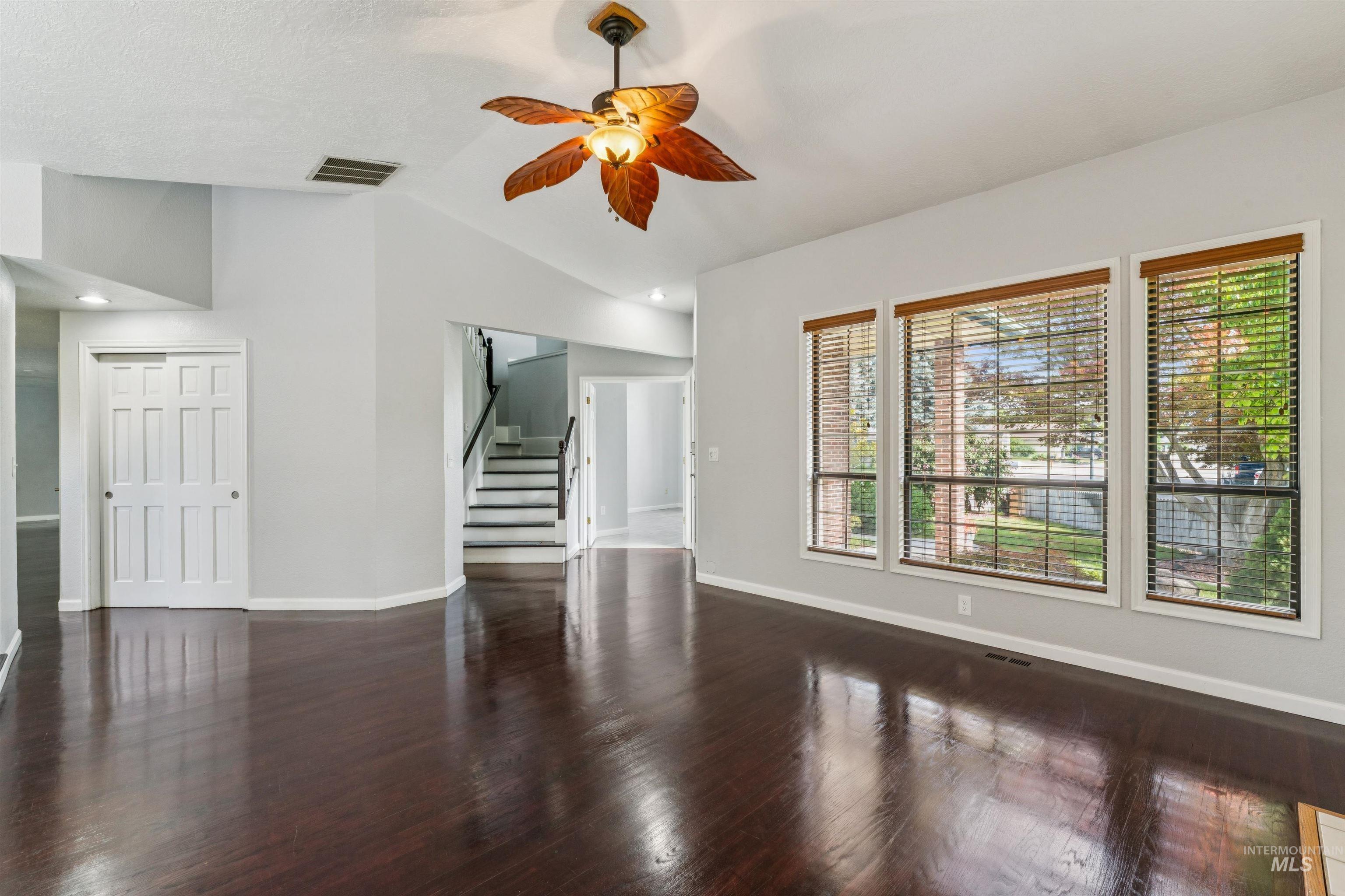 9831 W Ripley St, Boise, Idaho 83704, 6 Bedrooms, 4 Bathrooms, Residential For Sale, Price $755,990, 98992445