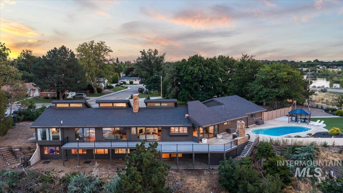 5290 N Sorrento Dr, Boise, Idaho 83704, 6 Bedrooms, 4.5 Bathrooms, Residential For Sale, Price $1,575,000, 98992450
