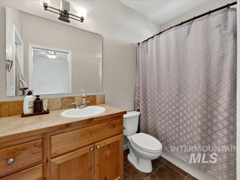 7342 W Gillis Rd, Boise, Idaho 83714, 3 Bedrooms, 2.5 Bathrooms, Residential For Sale, Price $525,000,MLS 98992451