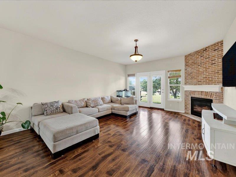 7342 W Gillis Rd, Boise, Idaho 83714, 3 Bedrooms, 2.5 Bathrooms, Residential For Sale, Price $525,000, 98992451