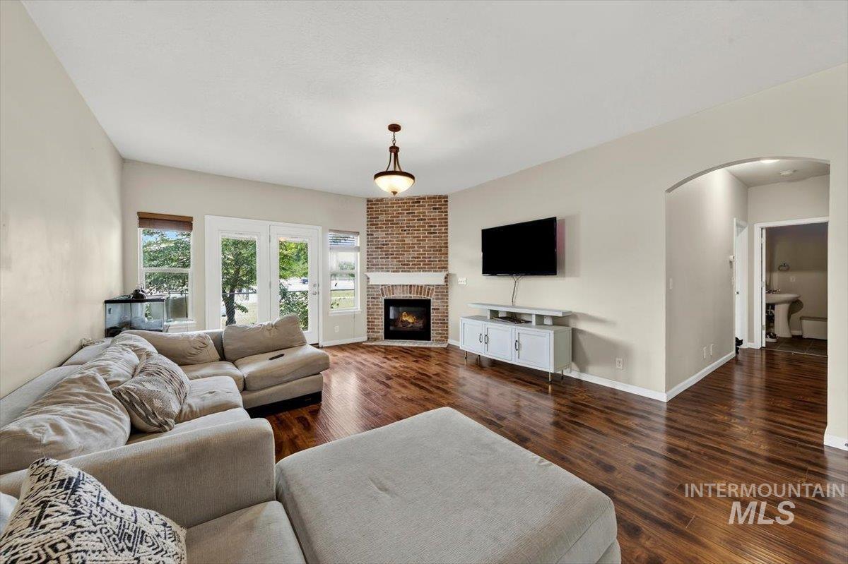 7342 W Gillis Rd, Boise, Idaho 83714, 3 Bedrooms, 2.5 Bathrooms, Residential For Sale, Price $525,000, 98992451