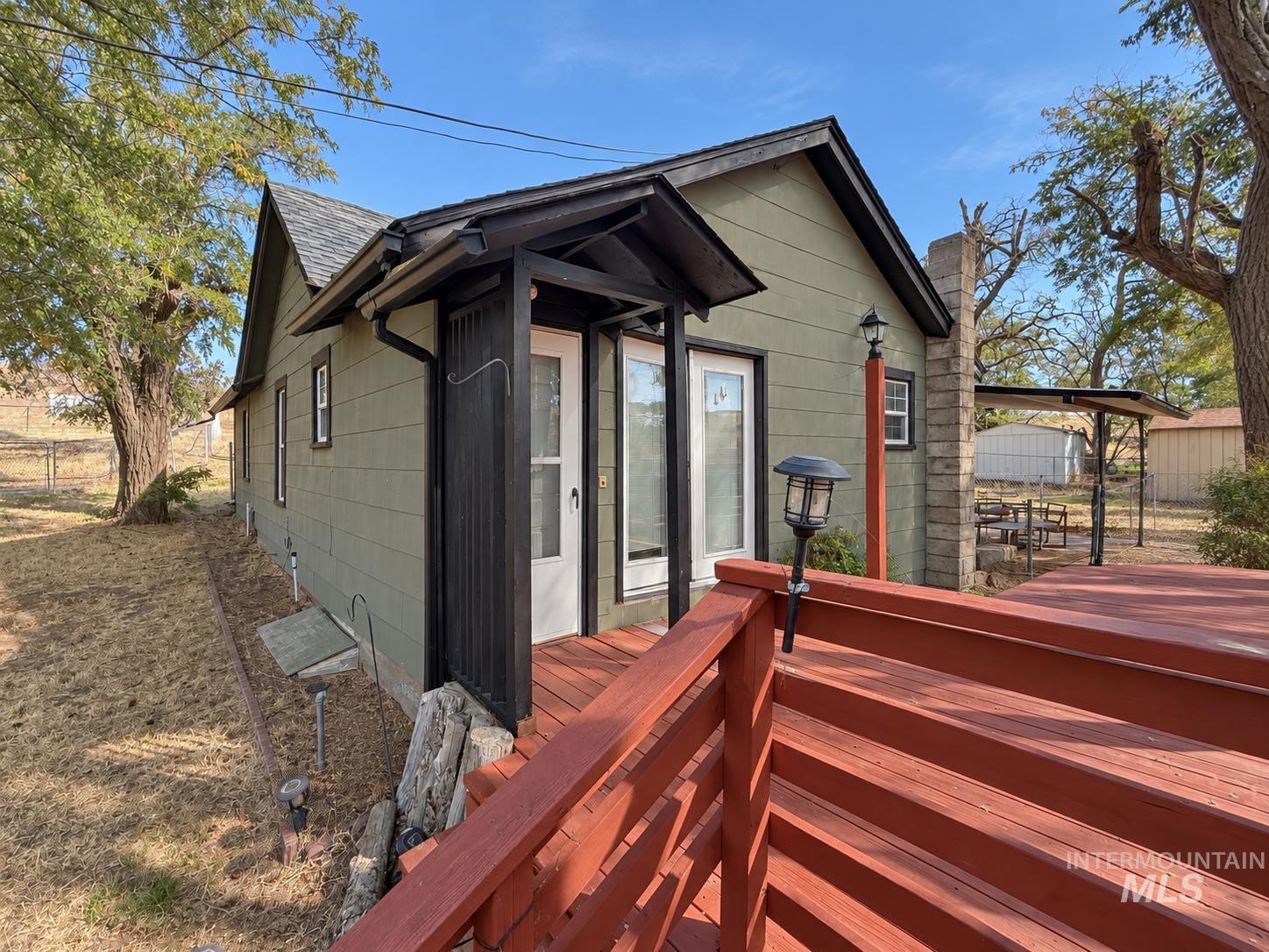 259 Highway 12, Pomeroy, Washington 99347, 3 Bedrooms, 2 Bathrooms, Residential For Sale, Price $289,000,MLS 98992452