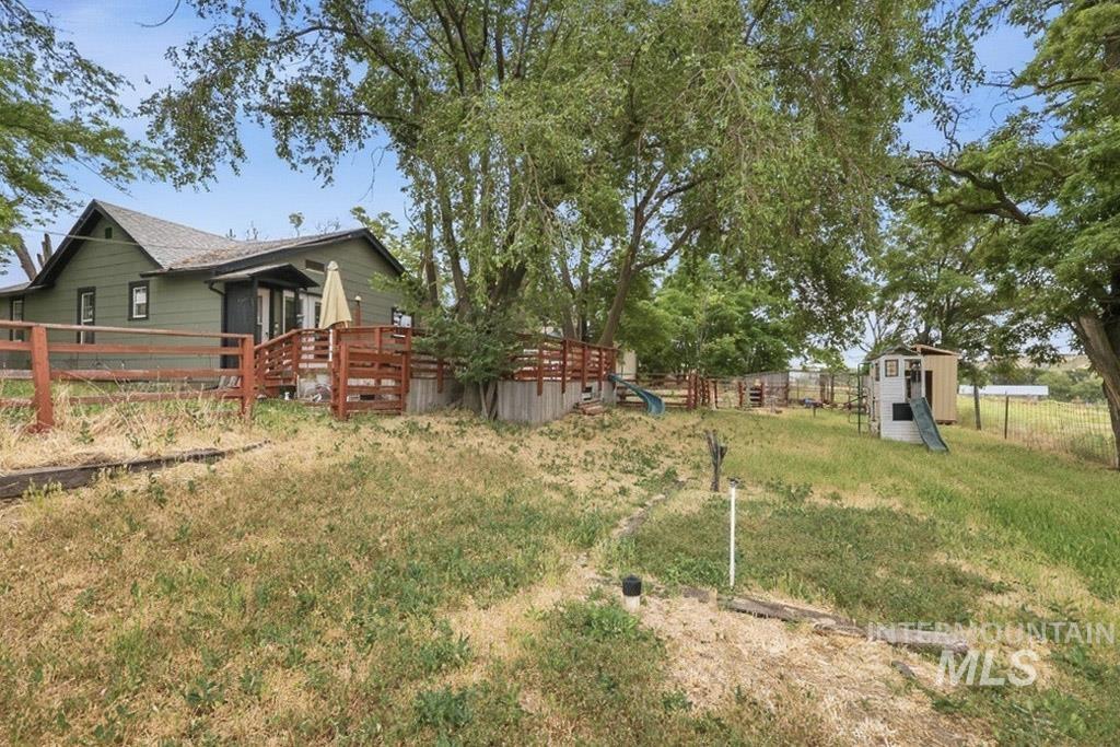 259 Highway 12, Pomeroy, Washington 99347, 3 Bedrooms, 2 Bathrooms, Residential For Sale, Price $294,500,MLS 98992452