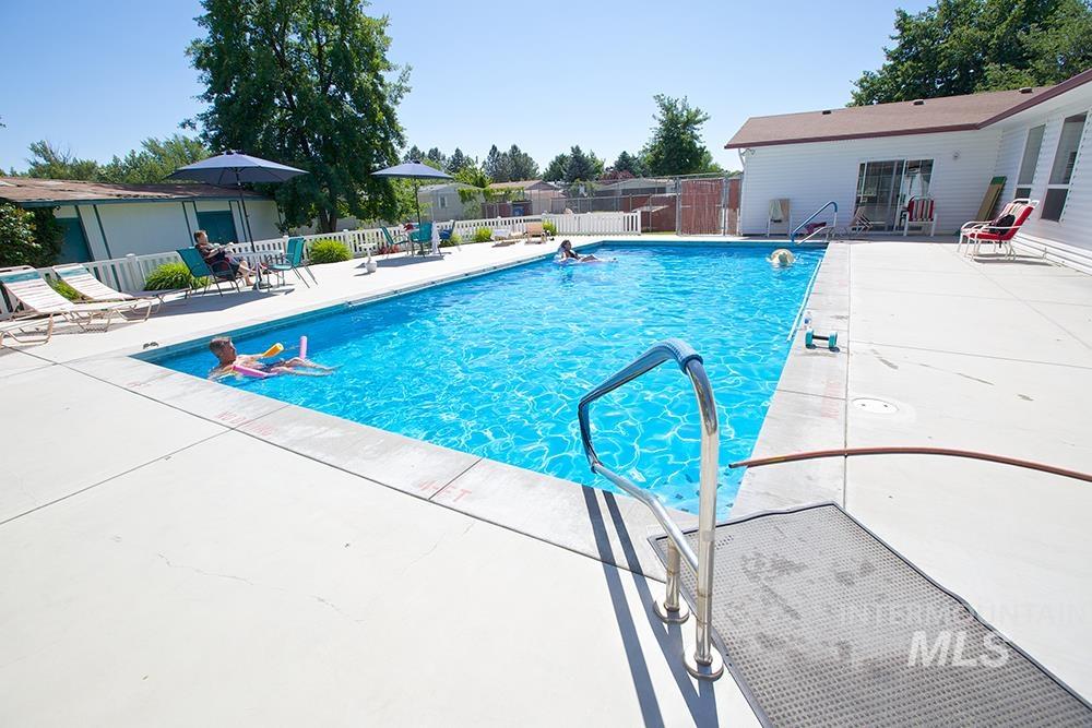 7826 Manassas Ln, Boise, Idaho 83714, 2 Bedrooms, 2 Bathrooms, Residential For Sale, Price $105,000,MLS 98992455