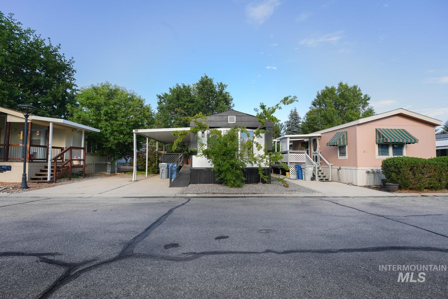 7826 Manassas Ln, Boise, Idaho 83714, 2 Bedrooms, 2 Bathrooms, Residential For Sale, Price $105,000,MLS 98992455
