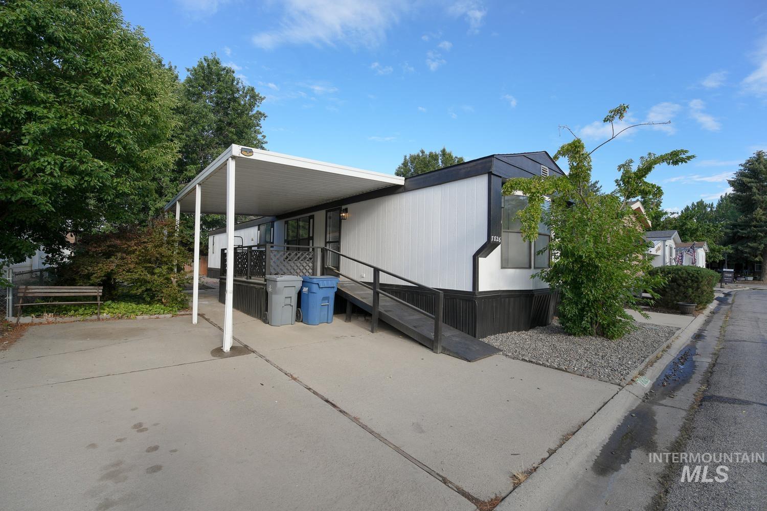 7826 Manassas Ln, Boise, Idaho 83714, 2 Bedrooms, 2 Bathrooms, Residential For Sale, Price $105,000,MLS 98992455
