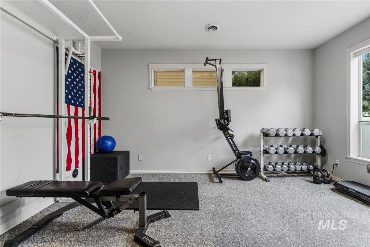 456 W Bear Track Dr, Meridian, Idaho 83642, 5 Bedrooms, 3.5 Bathrooms, Residential For Sale, Price $850,000, 98992457