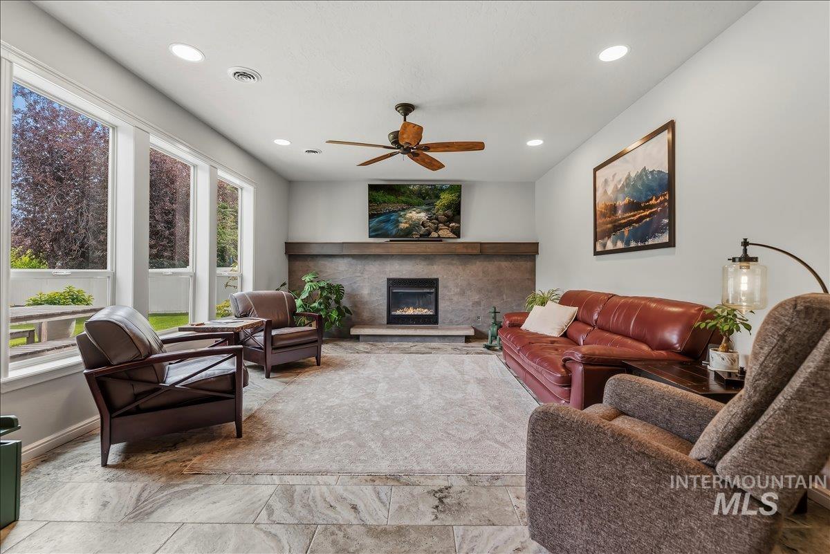 456 W Bear Track Dr, Meridian, Idaho 83642, 5 Bedrooms, 3.5 Bathrooms, Residential For Sale, Price $850,000, 98992457