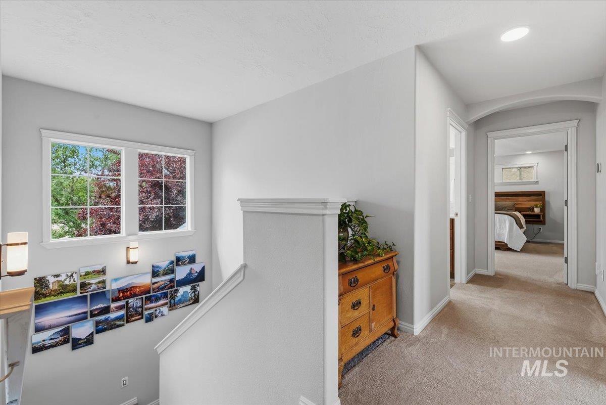456 W Bear Track Dr, Meridian, Idaho 83642, 5 Bedrooms, 3.5 Bathrooms, Residential For Sale, Price $850,000, 98992457