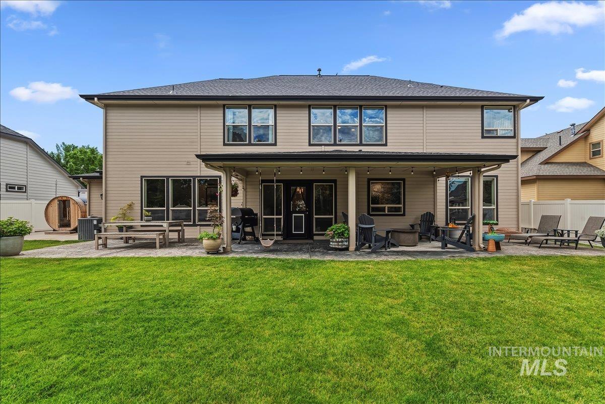 456 W Bear Track Dr, Meridian, Idaho 83642, 5 Bedrooms, 3.5 Bathrooms, Residential For Sale, Price $850,000, 98992457