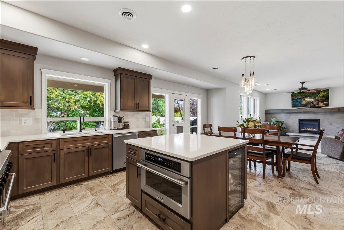 456 W Bear Track Dr, Meridian, Idaho 83642, 5 Bedrooms, 3.5 Bathrooms, Residential For Sale, Price $850,000, 98992457