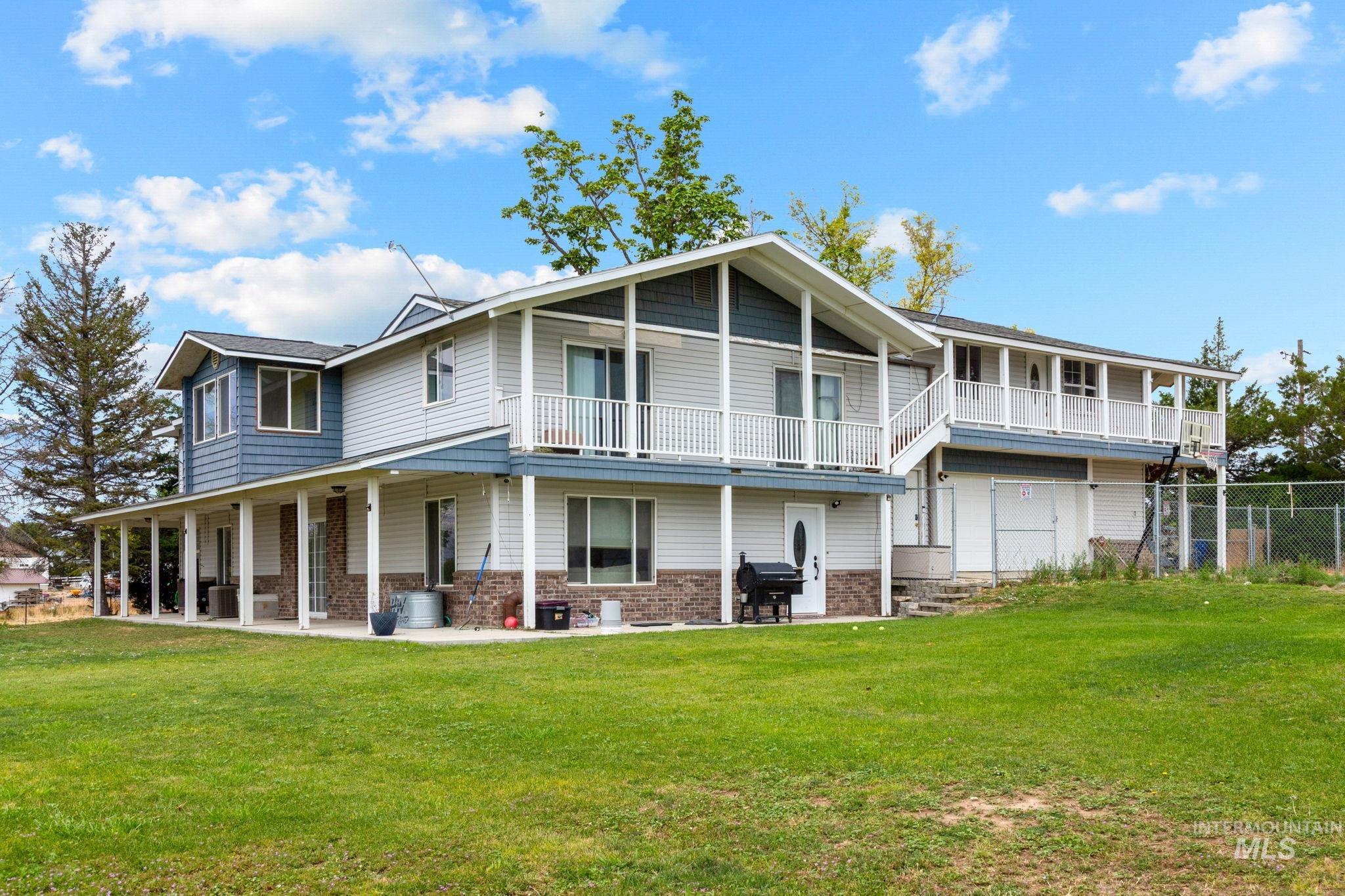 18338 Pride Ln, Caldwell, Idaho 83607, 4 Bedrooms, 3 Bathrooms, Residential For Sale, Price $750,000, 98992462