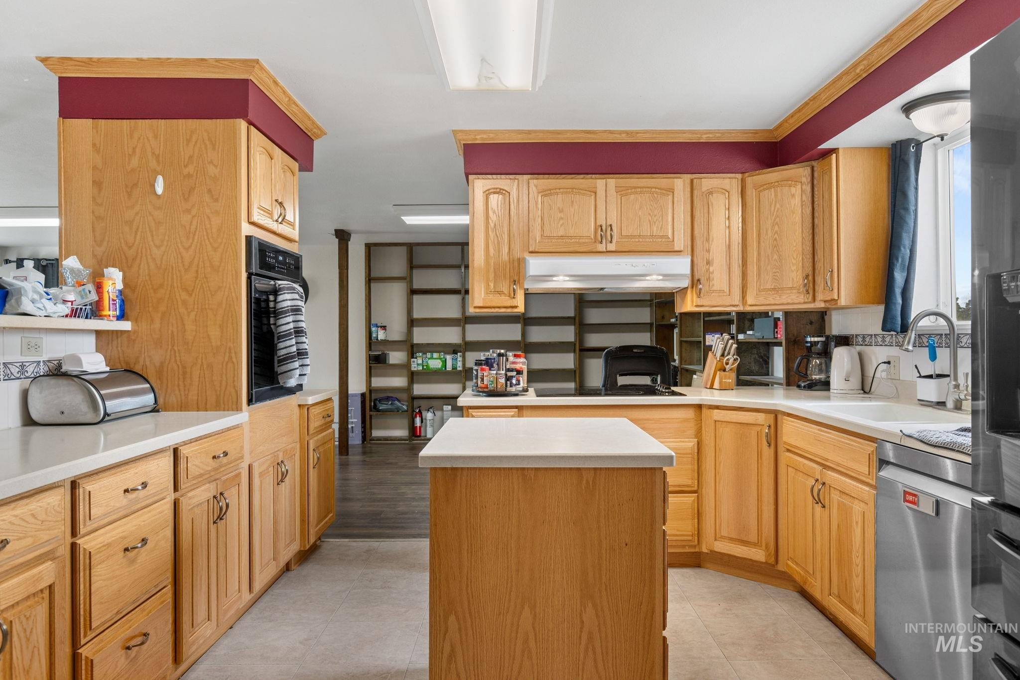 18338 Pride Ln, Caldwell, Idaho 83607, 4 Bedrooms, 3 Bathrooms, Residential For Sale, Price $750,000, 98992462