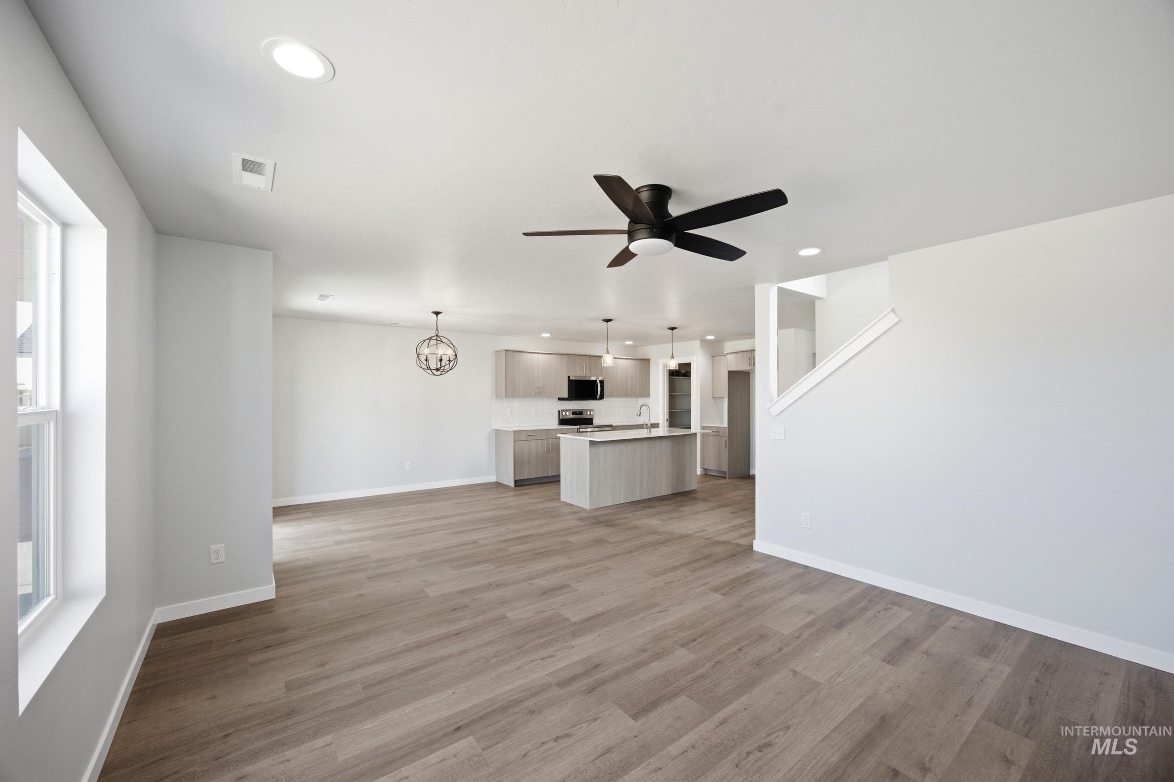 7406 W Trumbull Ct, Eagle, Idaho 83616, 3 Bedrooms, 2.5 Bathrooms, Residential For Sale, Price $505,990, 98992463