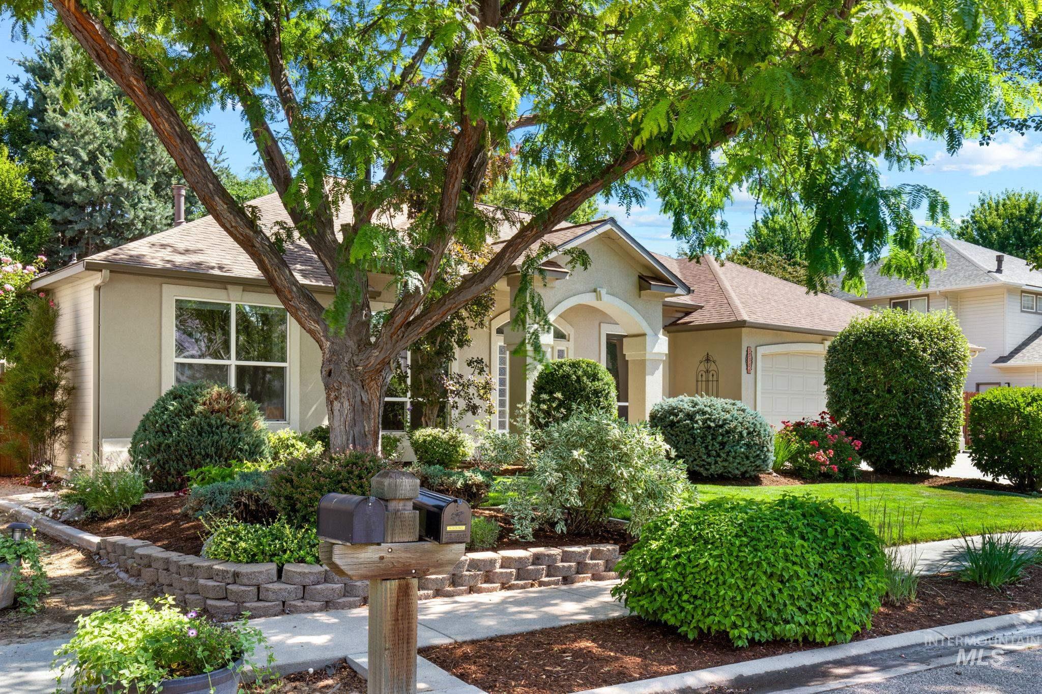 13346 W Silverbrook Drive, Boise, Idaho 83713, 4 Bedrooms, 3 Bathrooms, Residential For Sale, Price $679,900,MLS 98992465