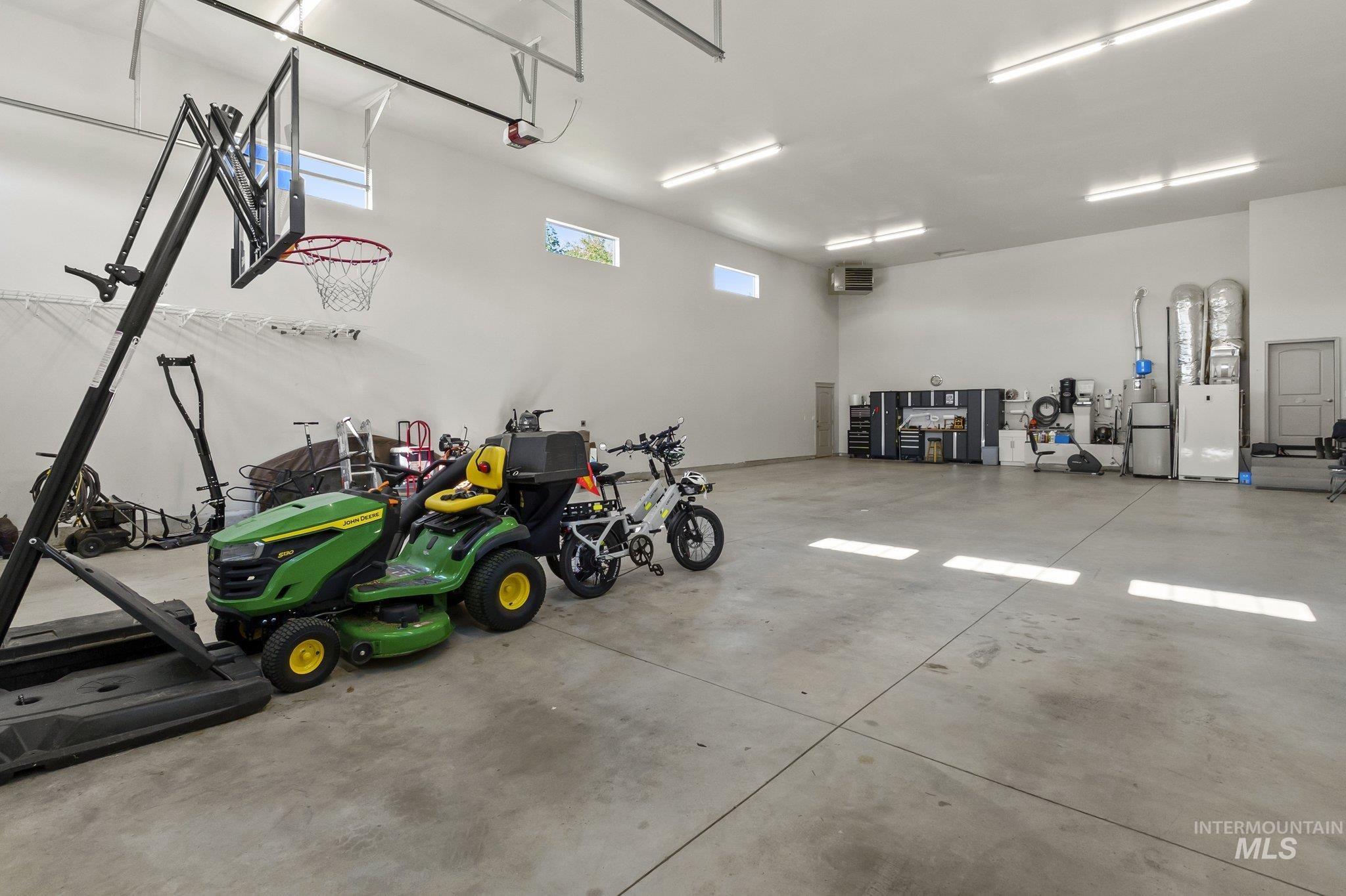 6810 N Winward Ave, Eagle, Idaho 83616, 6 Bedrooms, 8 Bathrooms, Residential For Sale, Price $4,195,000,MLS 98992467