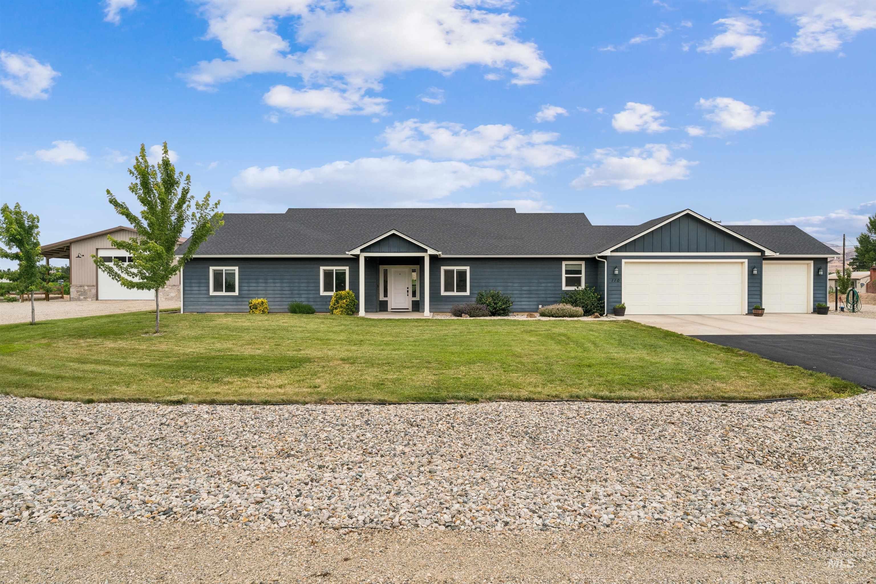 110 Harris Ln, Emmett, Idaho 83617, 4 Bedrooms, 2.5 Bathrooms, Residential For Sale, Price $699,900,MLS 98992468