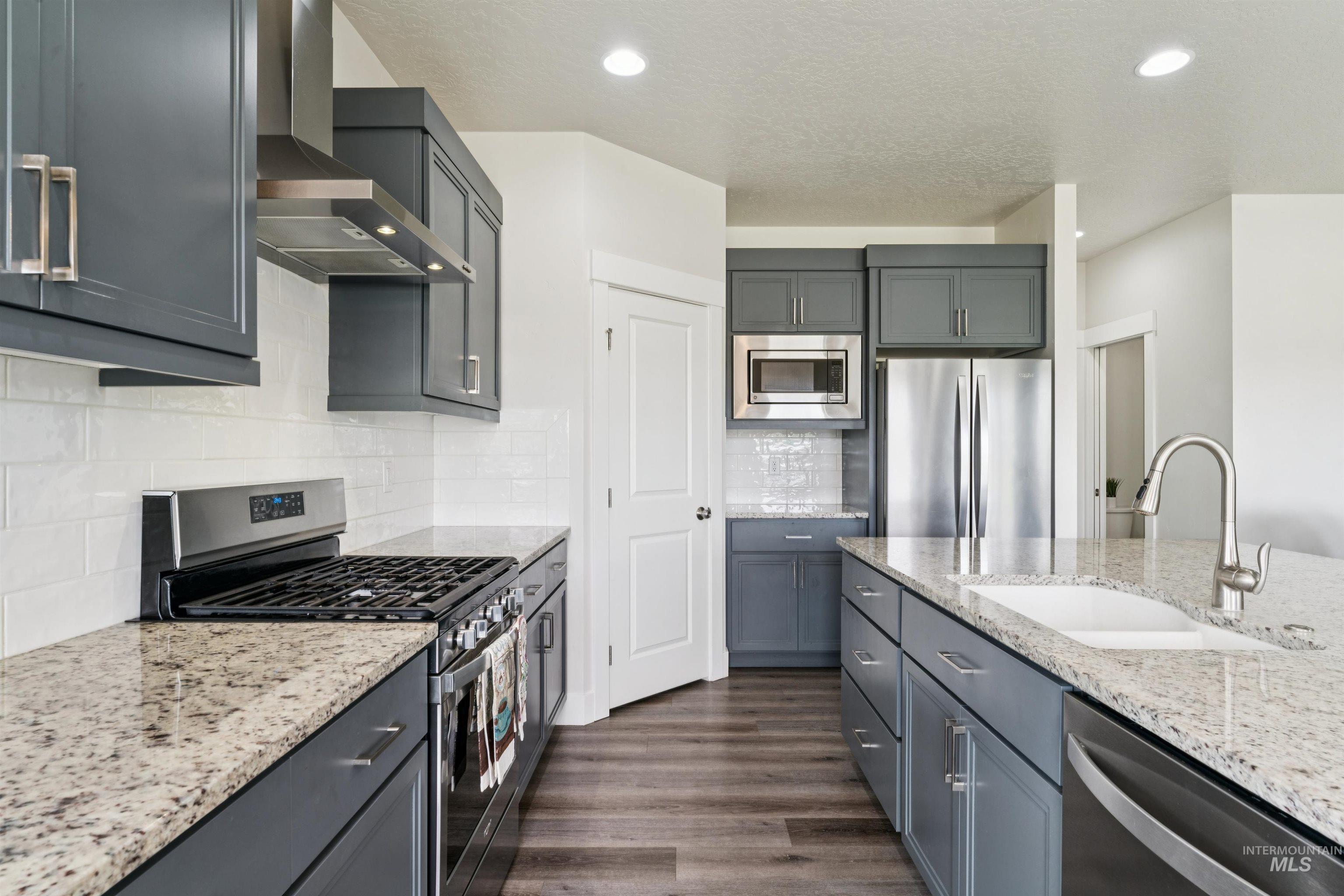 110 Harris Ln, Emmett, Idaho 83617, 4 Bedrooms, 2.5 Bathrooms, Residential For Sale, Price $699,900,MLS 98992468