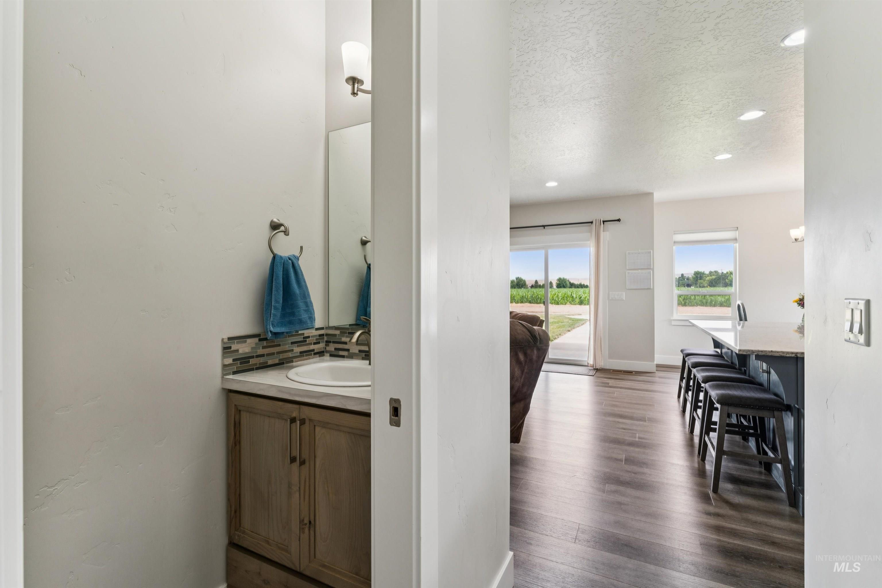 110 Harris Ln, Emmett, Idaho 83617, 4 Bedrooms, 2.5 Bathrooms, Residential For Sale, Price $699,900,MLS 98992468