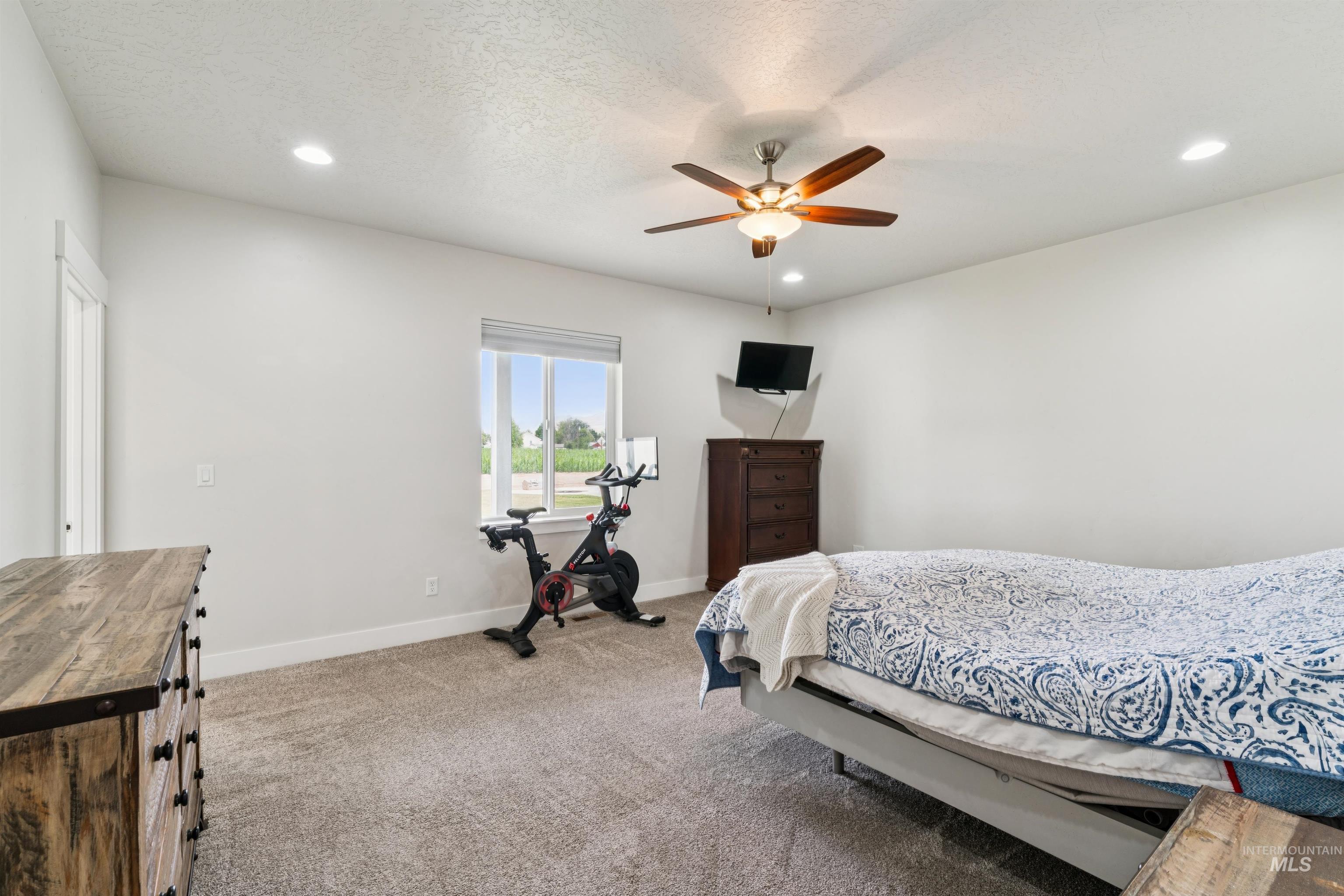 110 Harris Ln, Emmett, Idaho 83617, 4 Bedrooms, 2.5 Bathrooms, Residential For Sale, Price $699,900,MLS 98992468