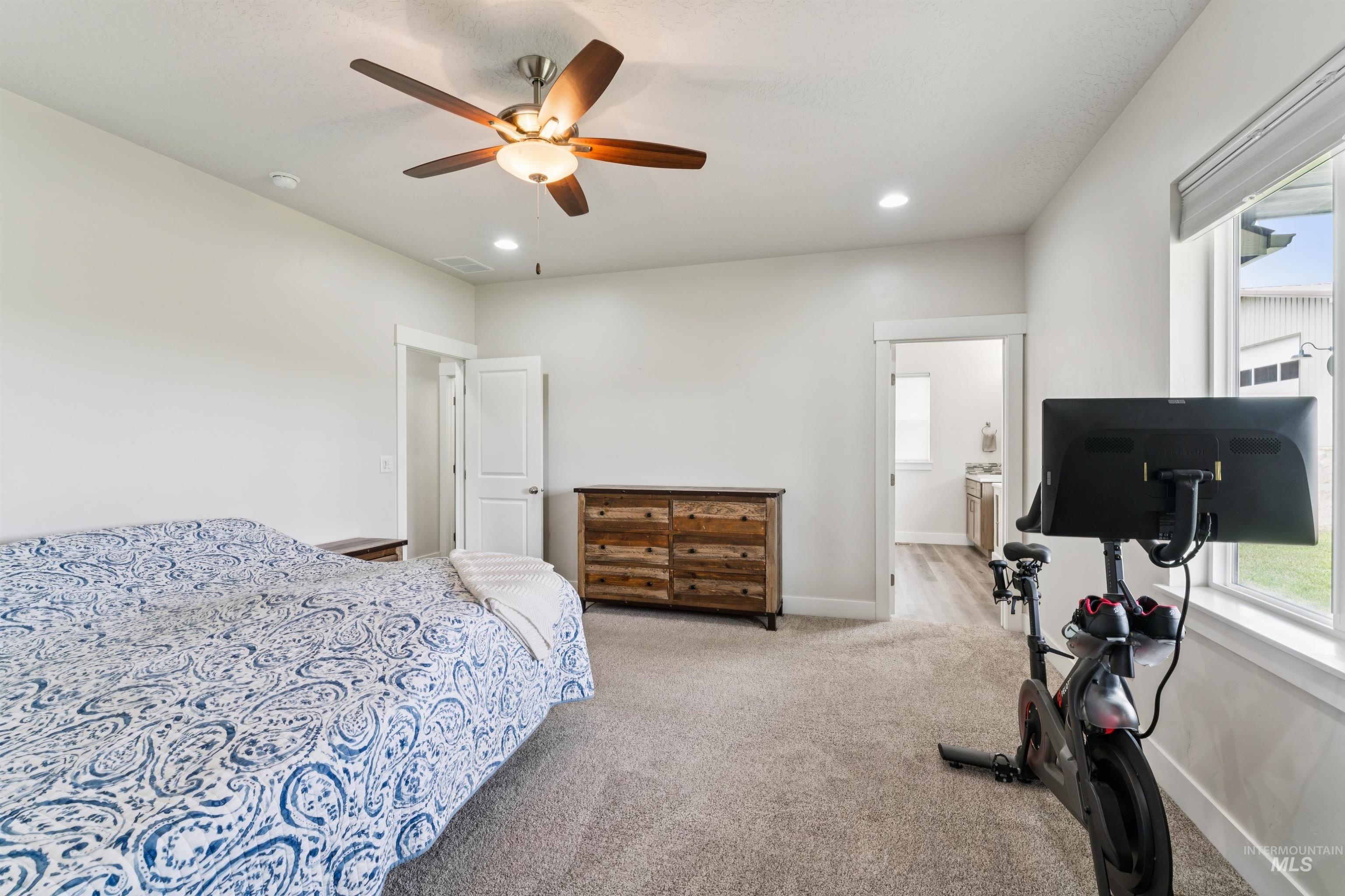 110 Harris Ln, Emmett, Idaho 83617, 4 Bedrooms, 2.5 Bathrooms, Residential For Sale, Price $699,900,MLS 98992468
