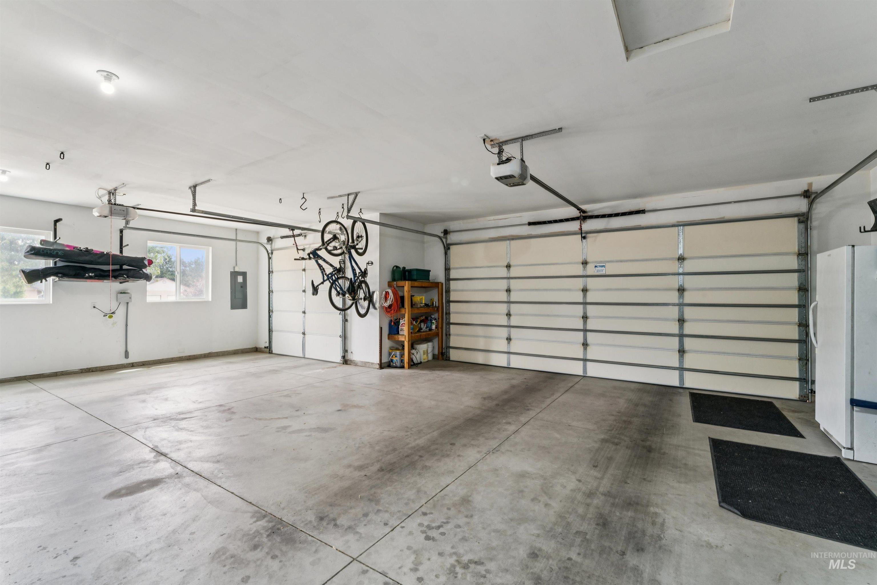 110 Harris Ln, Emmett, Idaho 83617, 4 Bedrooms, 2.5 Bathrooms, Residential For Sale, Price $699,900,MLS 98992468