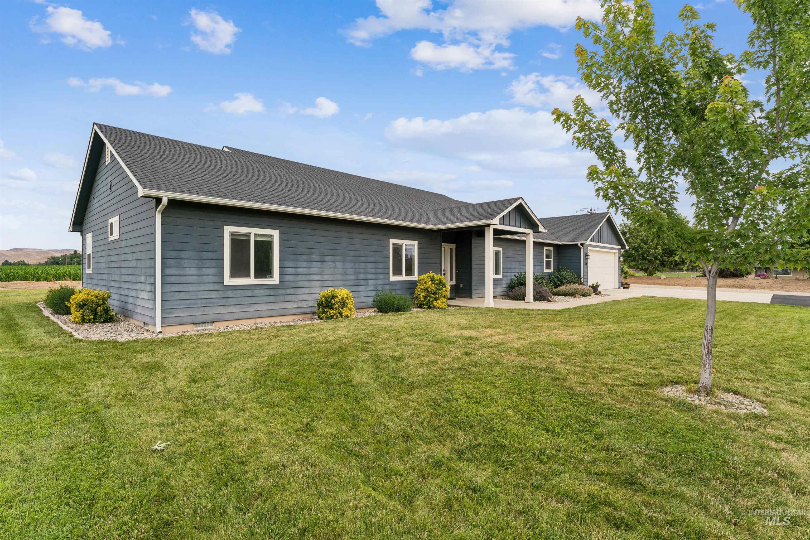 110 Harris Ln, Emmett, Idaho 83617, 4 Bedrooms, 2.5 Bathrooms, Residential For Sale, Price $699,900,MLS 98992468