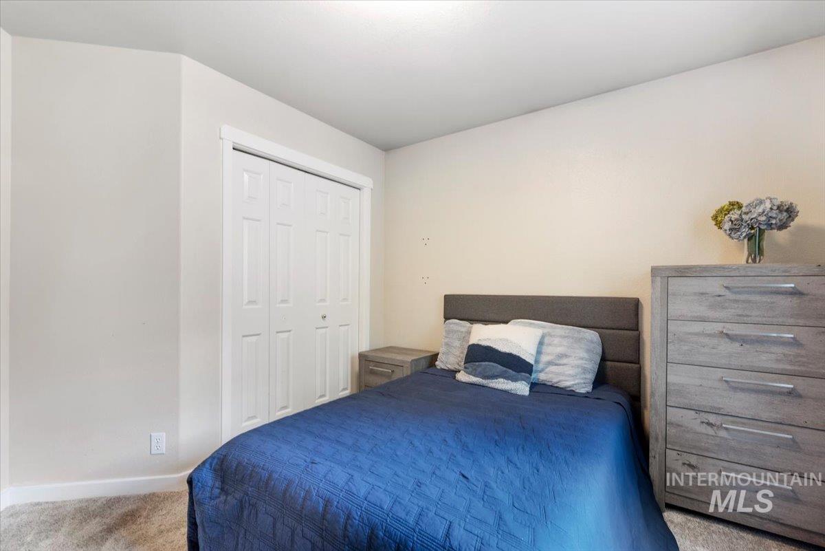 4210 E Carnation Ct., Boise, Idaho 83716-0000, 3 Bedrooms, 2 Bathrooms, Residential For Sale, Price $499,000,MLS 98992469