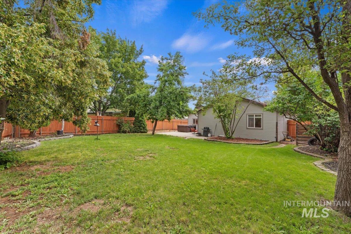 4210 E Carnation Ct., Boise, Idaho 83716-0000, 3 Bedrooms, 2 Bathrooms, Residential For Sale, Price $499,000,MLS 98992469
