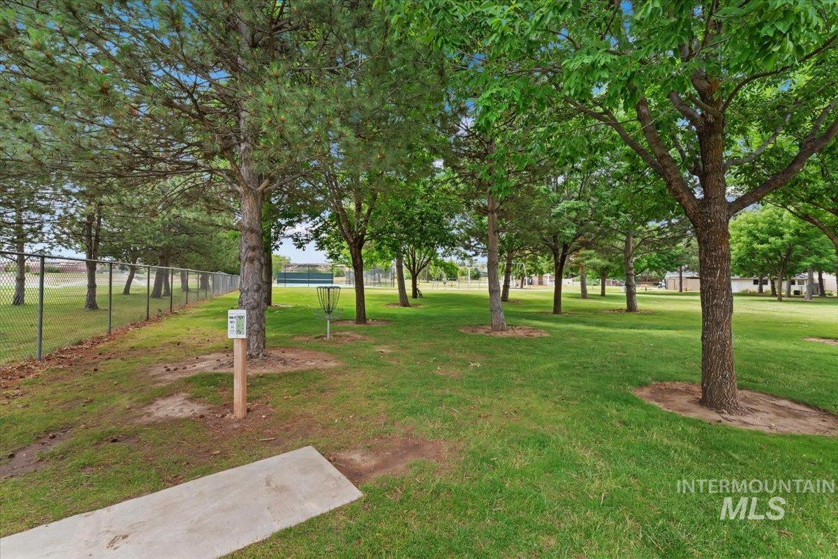 4210 E Carnation Ct., Boise, Idaho 83716-0000, 3 Bedrooms, 2 Bathrooms, Residential For Sale, Price $499,000,MLS 98992469